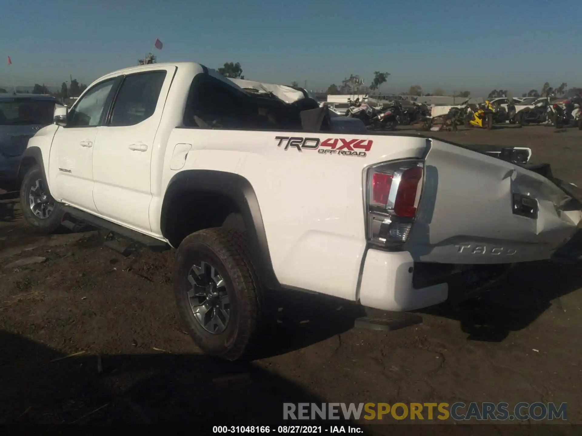 3 Photograph of a damaged car 3TMCZ5AN0MM406714 TOYOTA TACOMA 4WD 2021