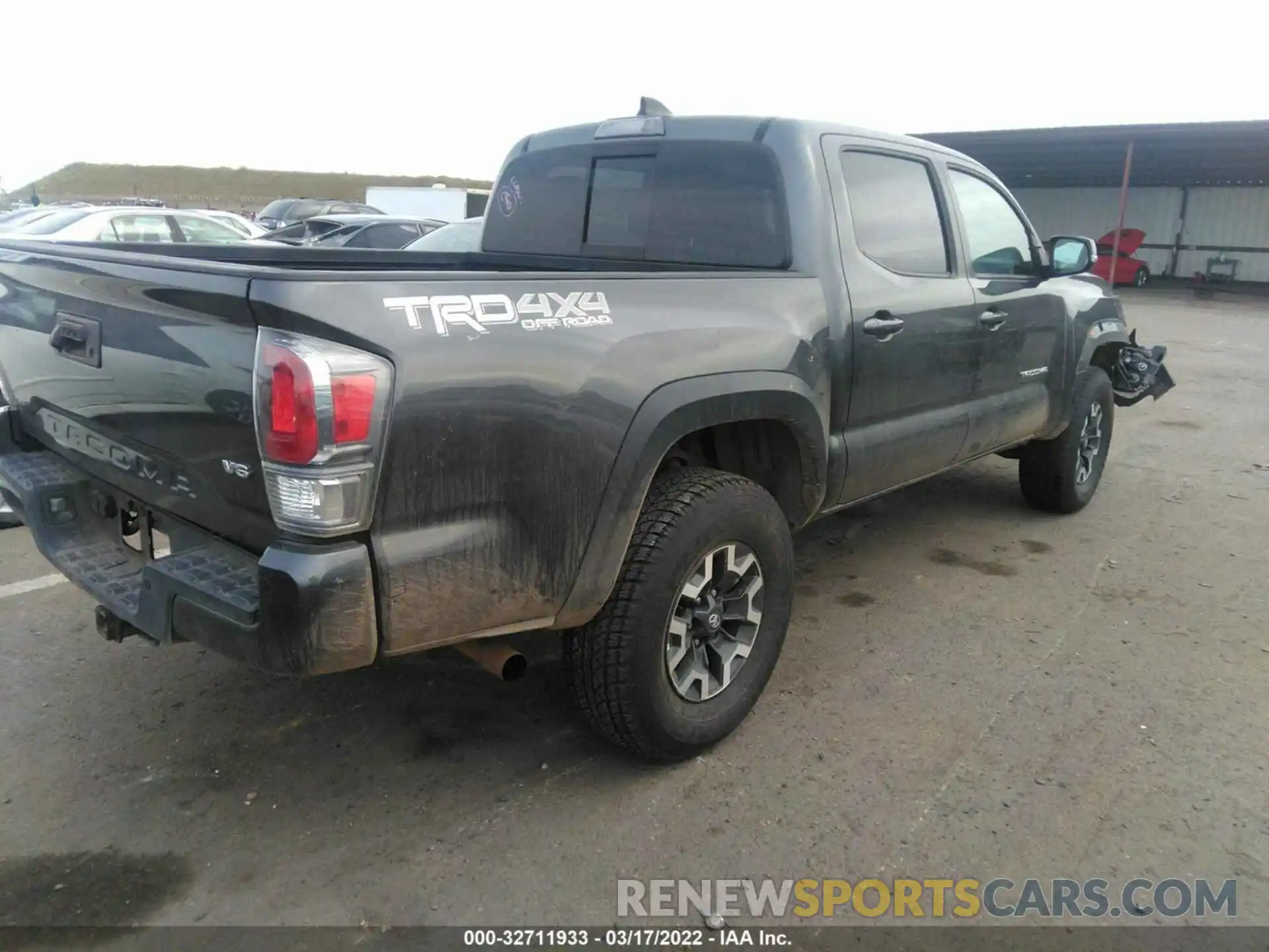 4 Photograph of a damaged car 3TMCZ5AN0MM417986 TOYOTA TACOMA 4WD 2021