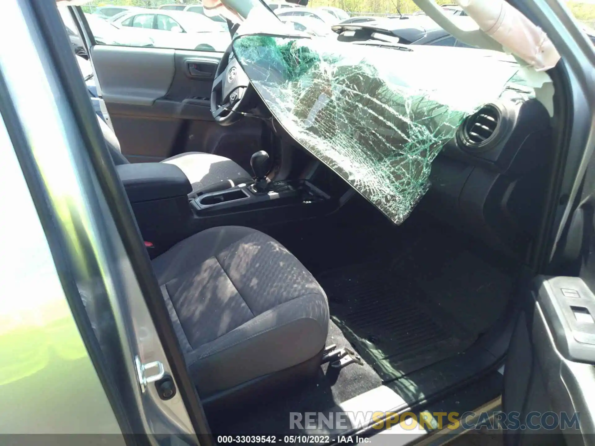 5 Photograph of a damaged car 3TMCZ5AN0MM419074 TOYOTA TACOMA 4WD 2021