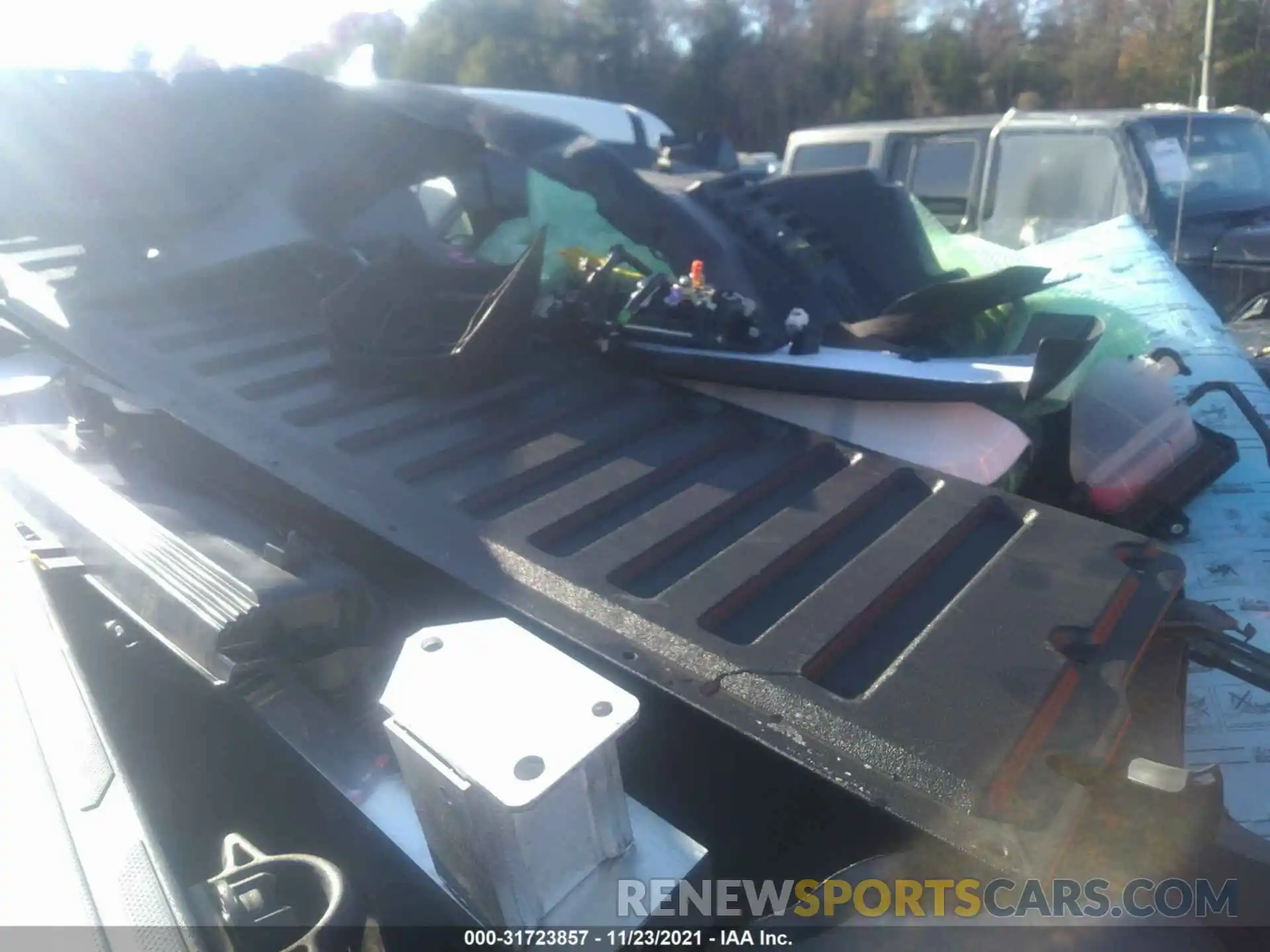 11 Photograph of a damaged car 3TMCZ5AN0MM431628 TOYOTA TACOMA 4WD 2021