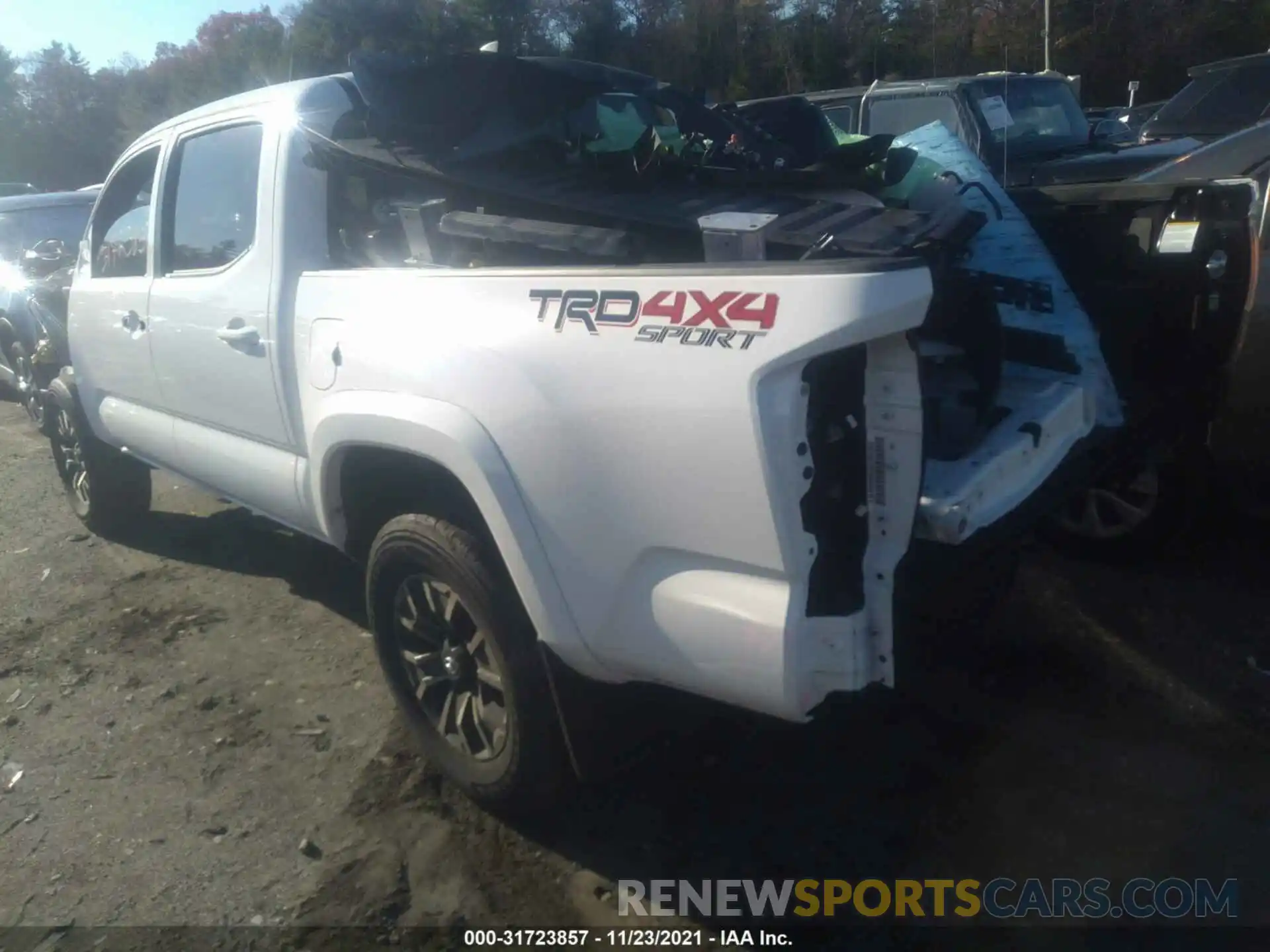 3 Photograph of a damaged car 3TMCZ5AN0MM431628 TOYOTA TACOMA 4WD 2021