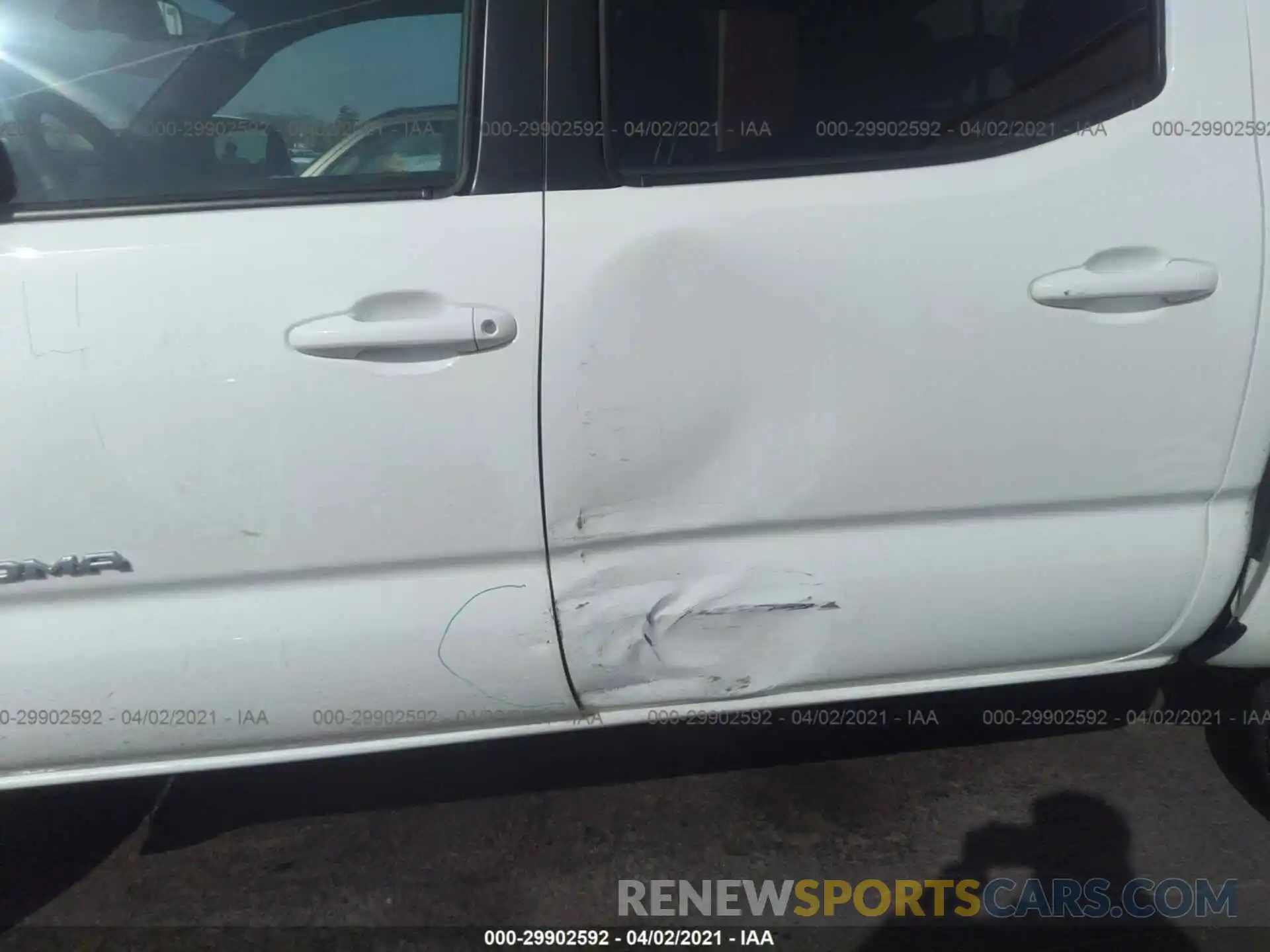 5 Photograph of a damaged car 3TMCZ5AN1MM374954 TOYOTA TACOMA 4WD 2021