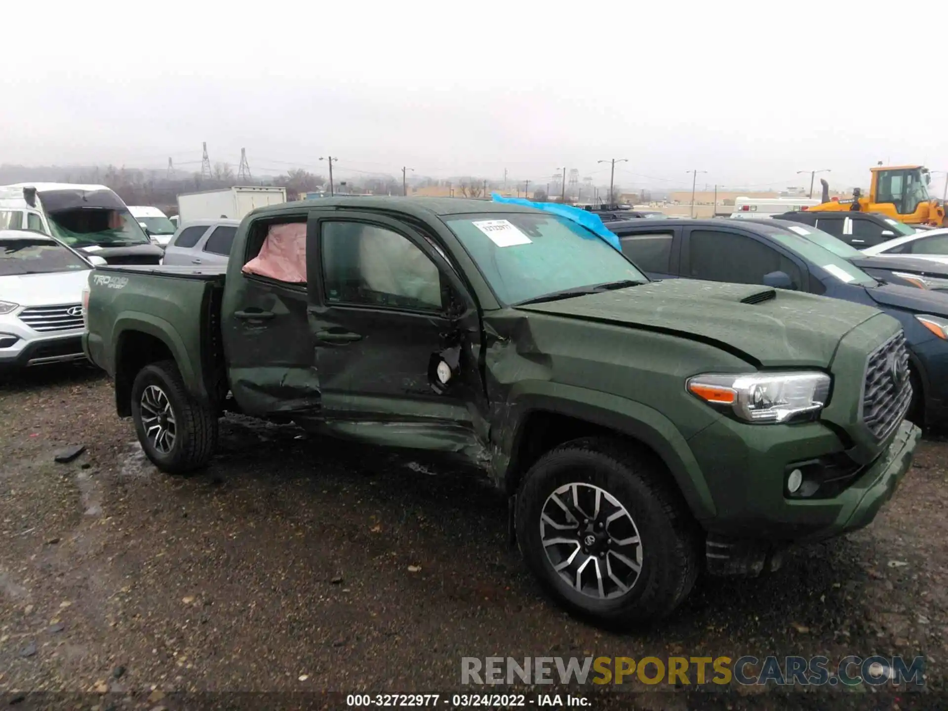 1 Photograph of a damaged car 3TMCZ5AN1MM385517 TOYOTA TACOMA 4WD 2021