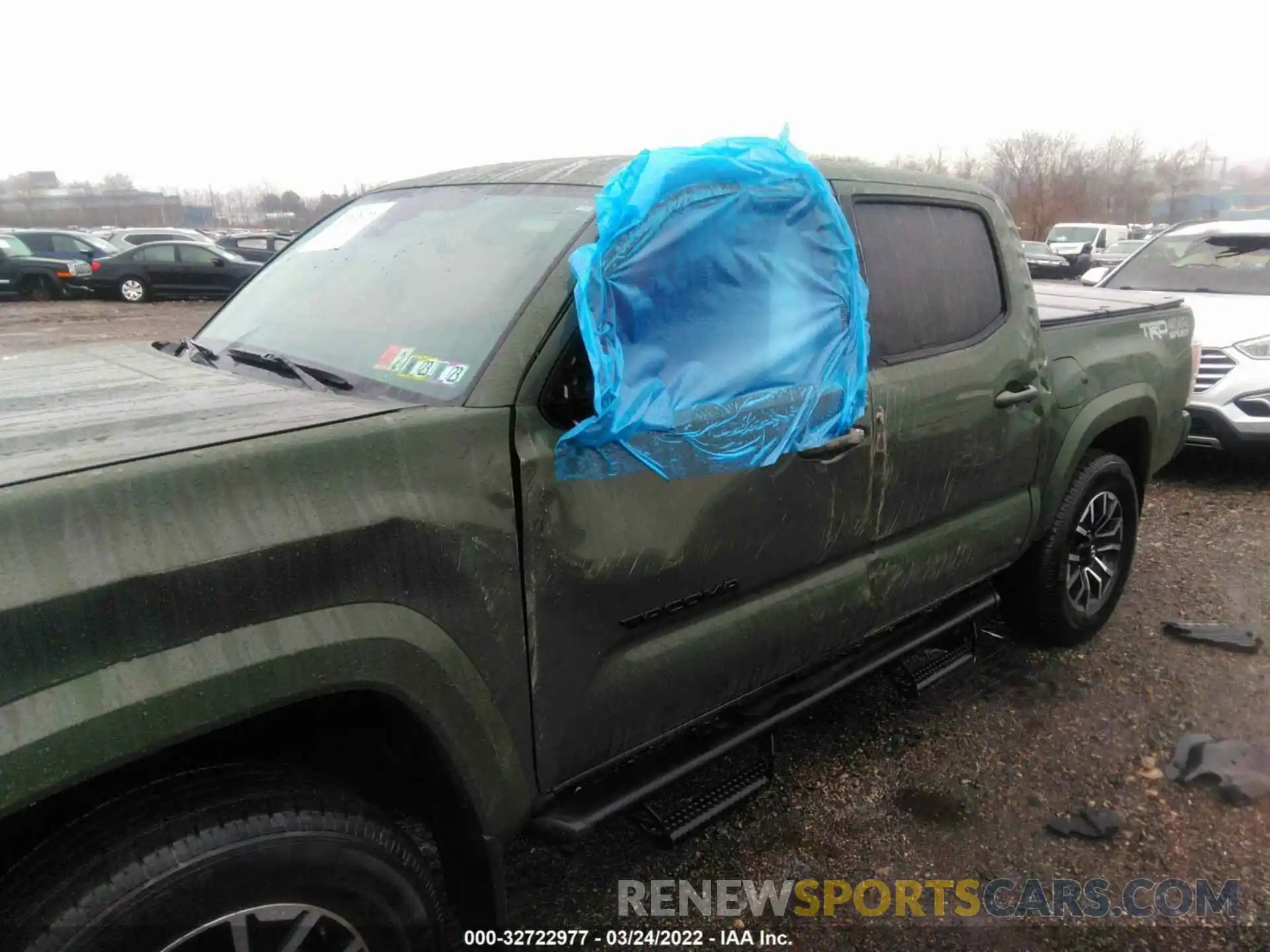 12 Фотография поврежденного автомобиля 3TMCZ5AN1MM385517 TOYOTA TACOMA 4WD 2021