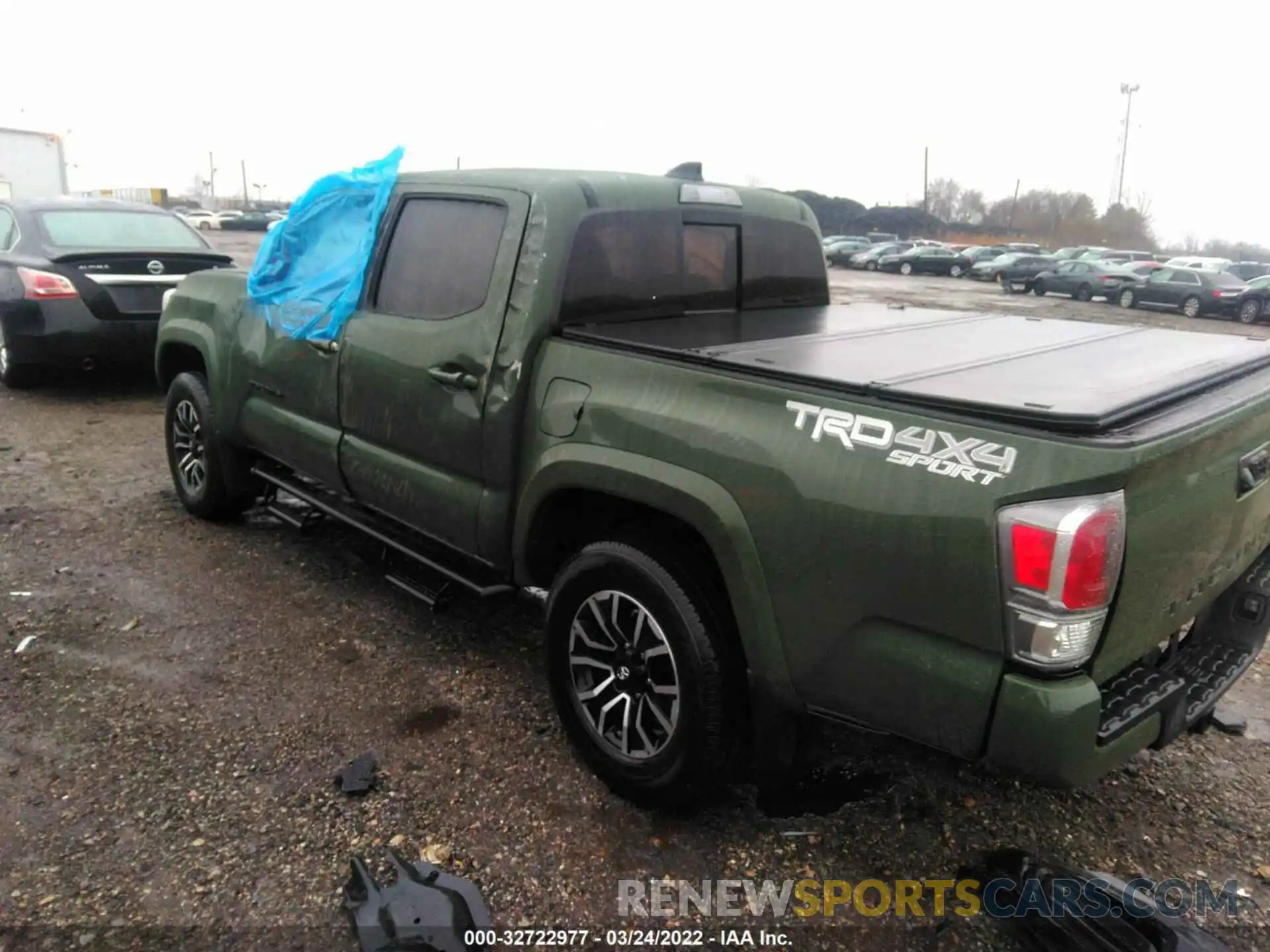 3 Photograph of a damaged car 3TMCZ5AN1MM385517 TOYOTA TACOMA 4WD 2021