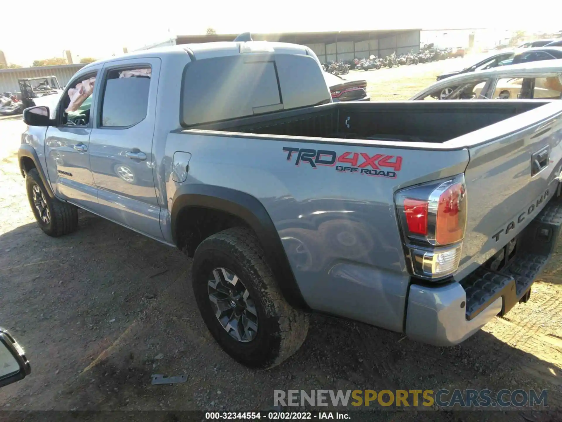 3 Photograph of a damaged car 3TMCZ5AN1MM393262 TOYOTA TACOMA 4WD 2021