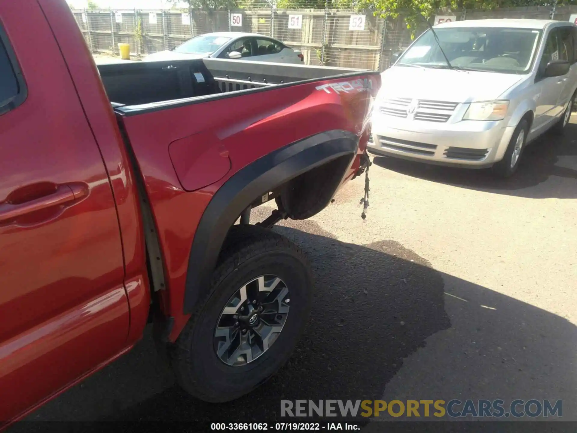 12 Photograph of a damaged car 3TMCZ5AN1MM401635 TOYOTA TACOMA 4WD 2021