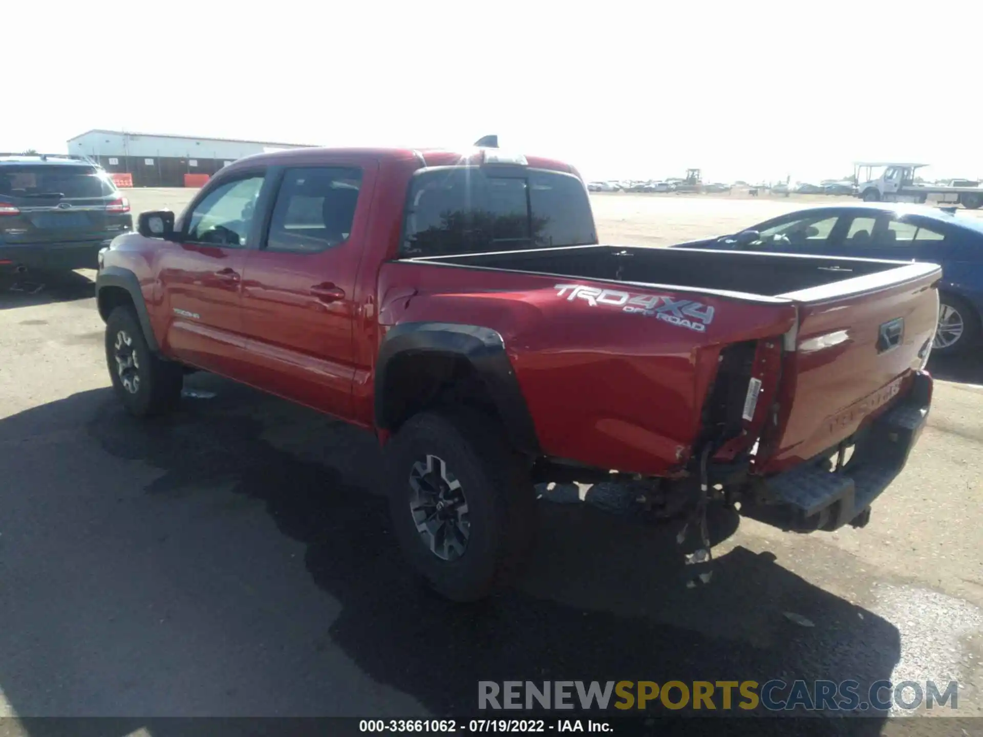 3 Photograph of a damaged car 3TMCZ5AN1MM401635 TOYOTA TACOMA 4WD 2021