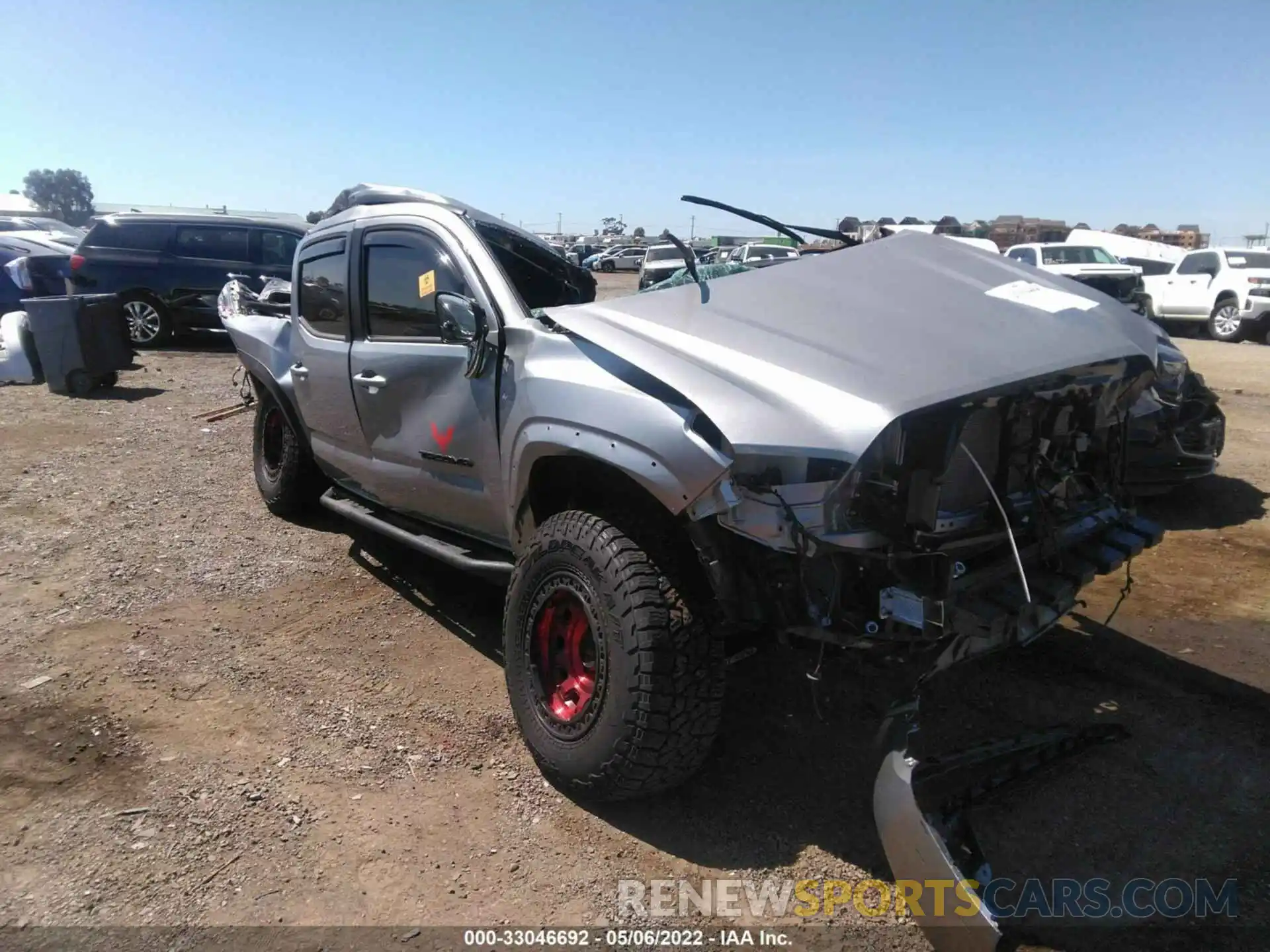 1 Фотография поврежденного автомобиля 3TMCZ5AN1MM402591 TOYOTA TACOMA 4WD 2021