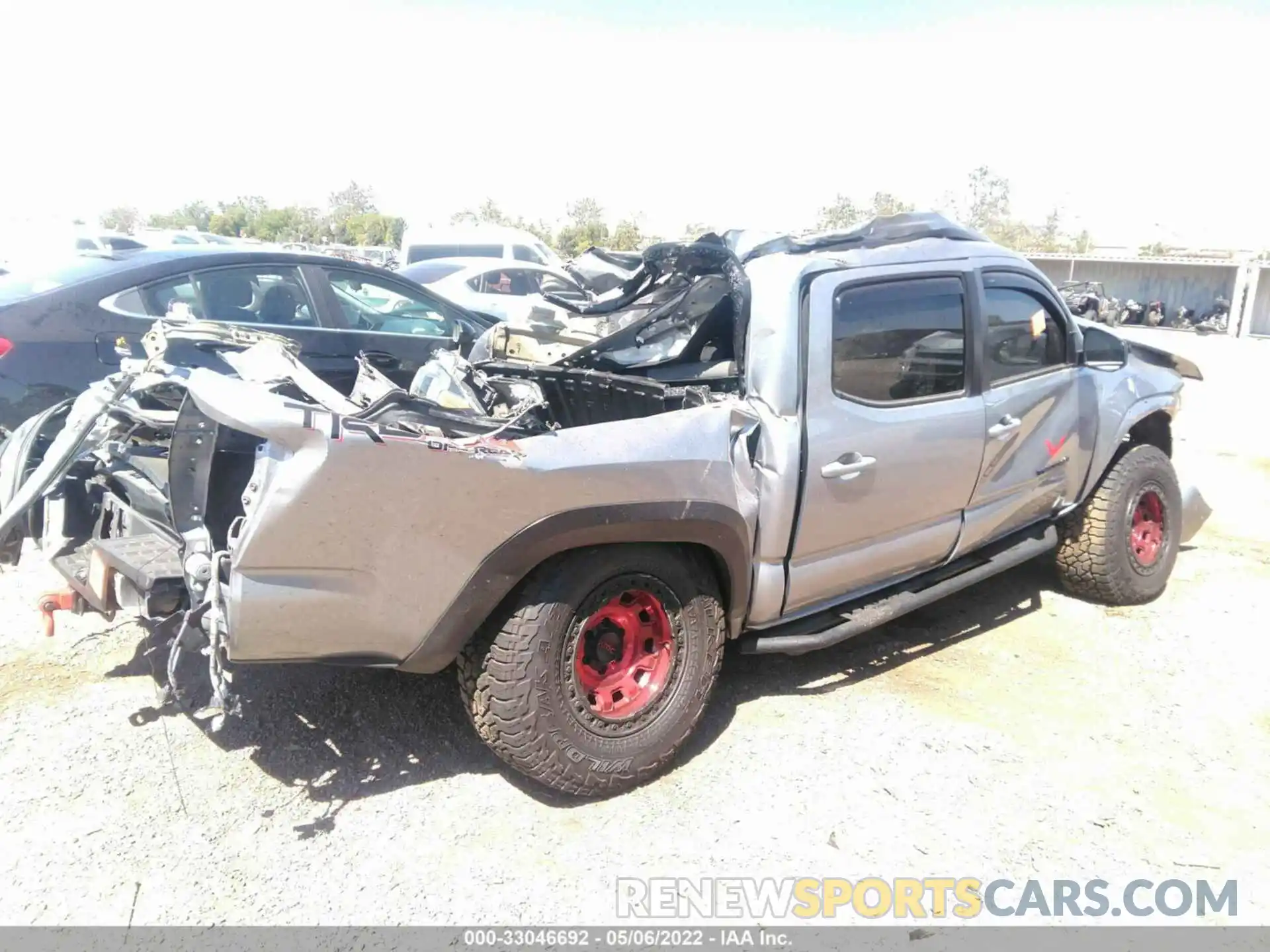 4 Фотография поврежденного автомобиля 3TMCZ5AN1MM402591 TOYOTA TACOMA 4WD 2021