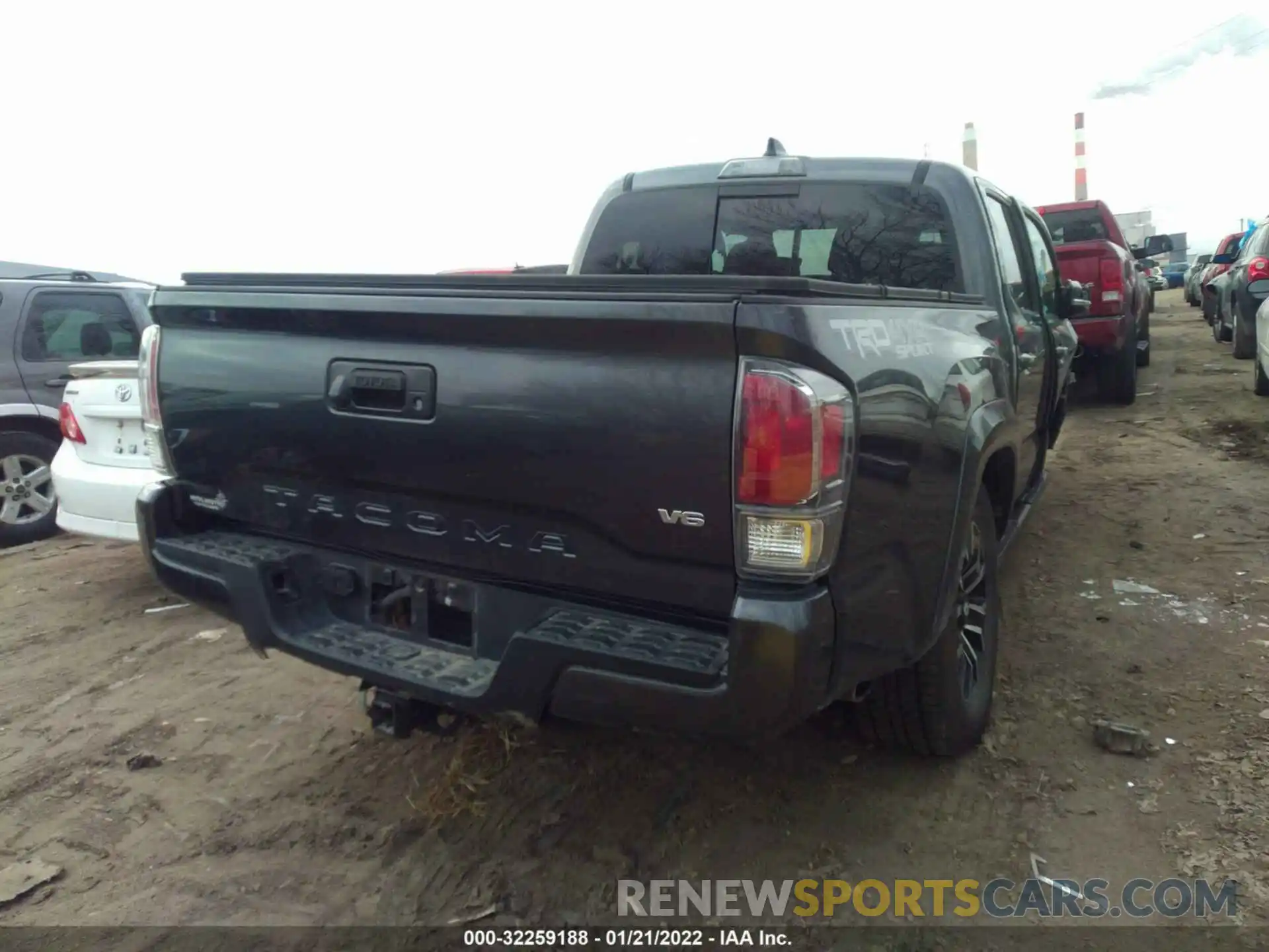 4 Фотография поврежденного автомобиля 3TMCZ5AN1MM403840 TOYOTA TACOMA 4WD 2021