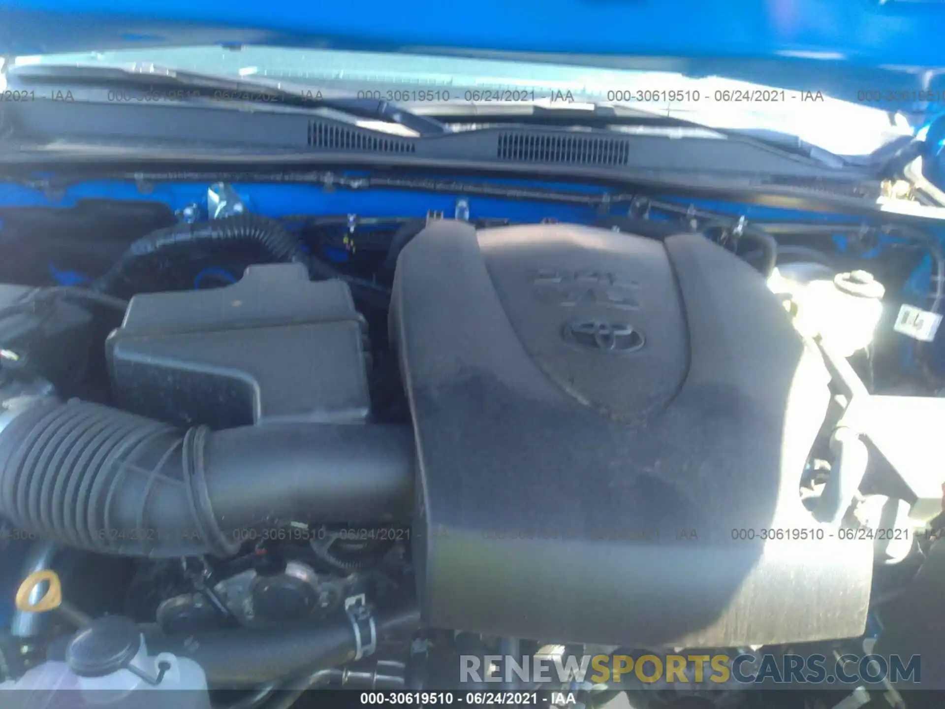 10 Photograph of a damaged car 3TMCZ5AN1MM407192 TOYOTA TACOMA 4WD 2021