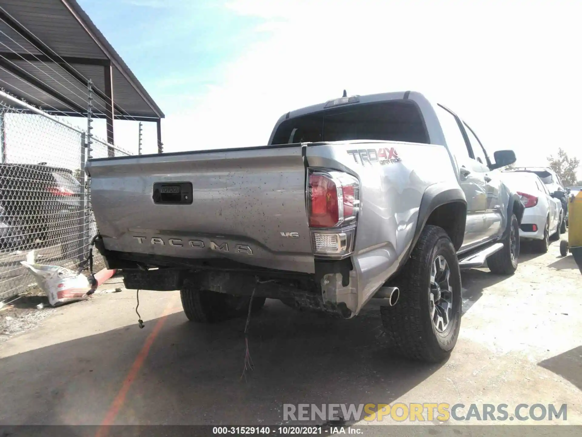 6 Photograph of a damaged car 3TMCZ5AN1MM412585 TOYOTA TACOMA 4WD 2021