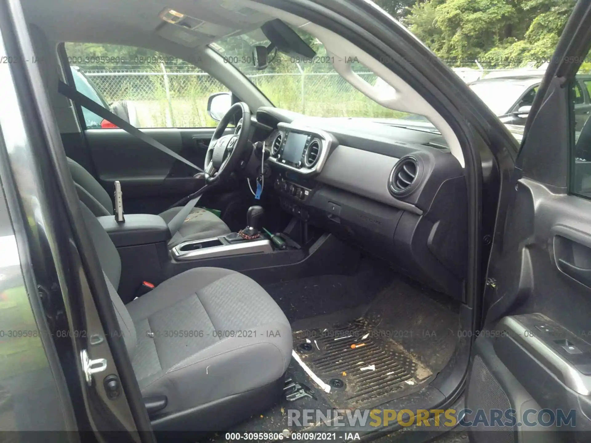 5 Photograph of a damaged car 3TMCZ5AN1MM417933 TOYOTA TACOMA 4WD 2021