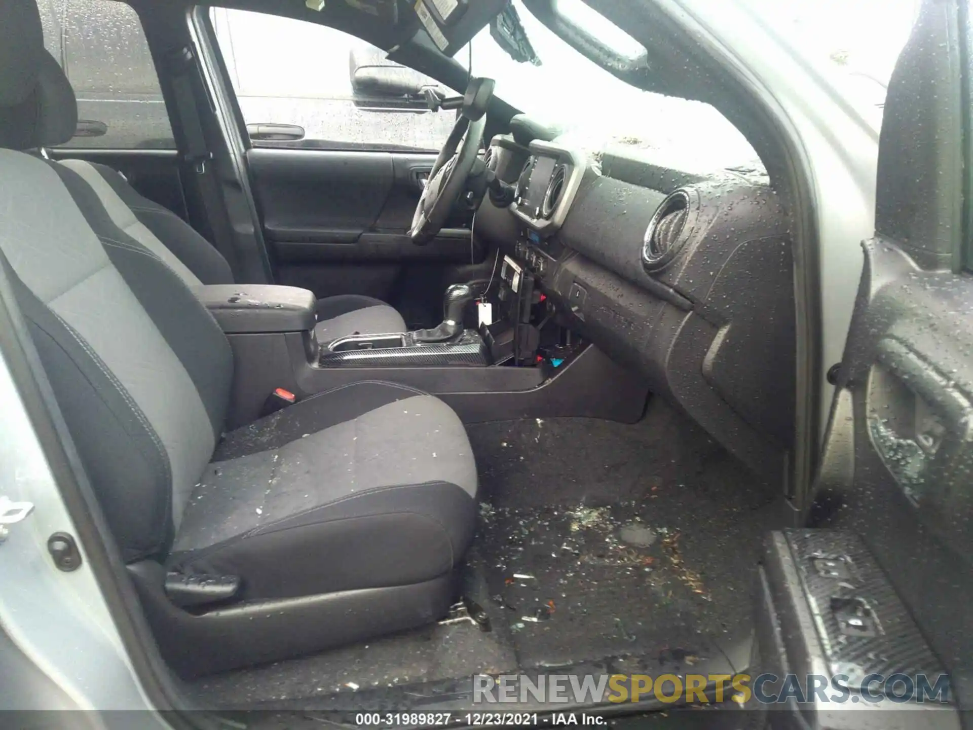 5 Photograph of a damaged car 3TMCZ5AN1MM429550 TOYOTA TACOMA 4WD 2021