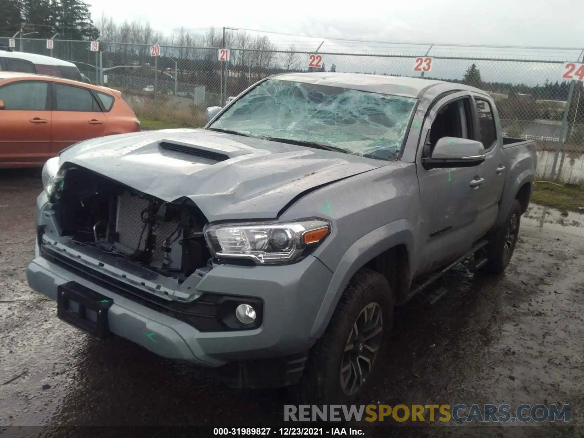 6 Photograph of a damaged car 3TMCZ5AN1MM429550 TOYOTA TACOMA 4WD 2021