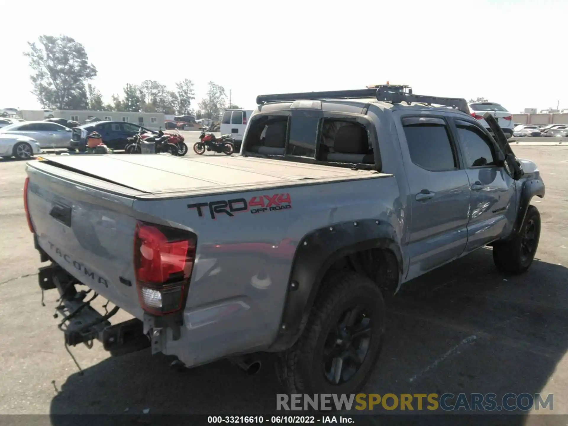 4 Фотография поврежденного автомобиля 3TMCZ5AN1MM431329 TOYOTA TACOMA 4WD 2021