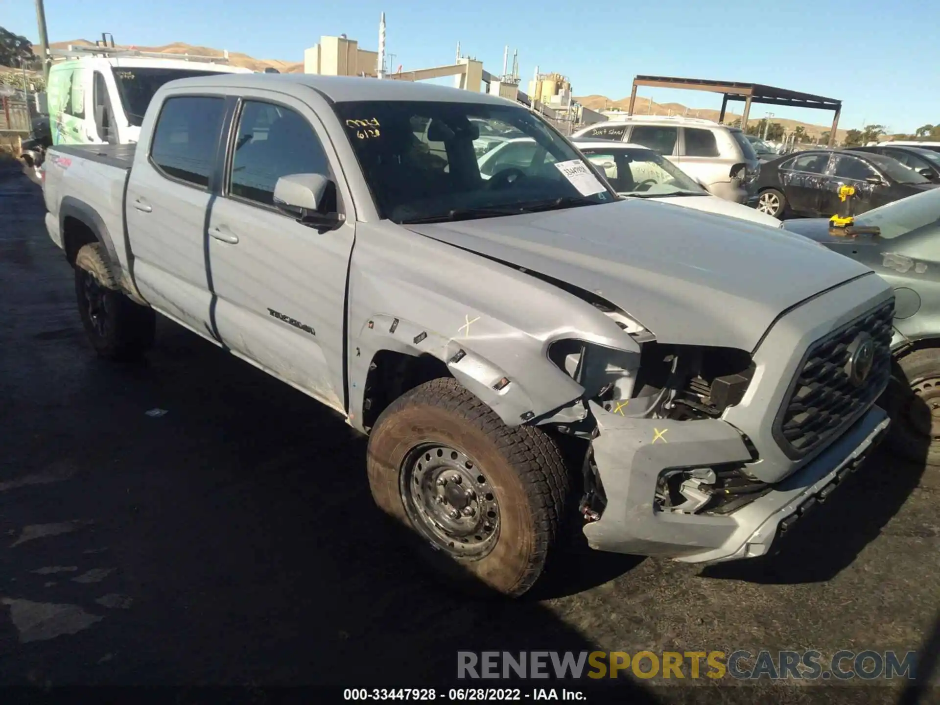 1 Photograph of a damaged car 3TMCZ5AN2MM372937 TOYOTA TACOMA 4WD 2021