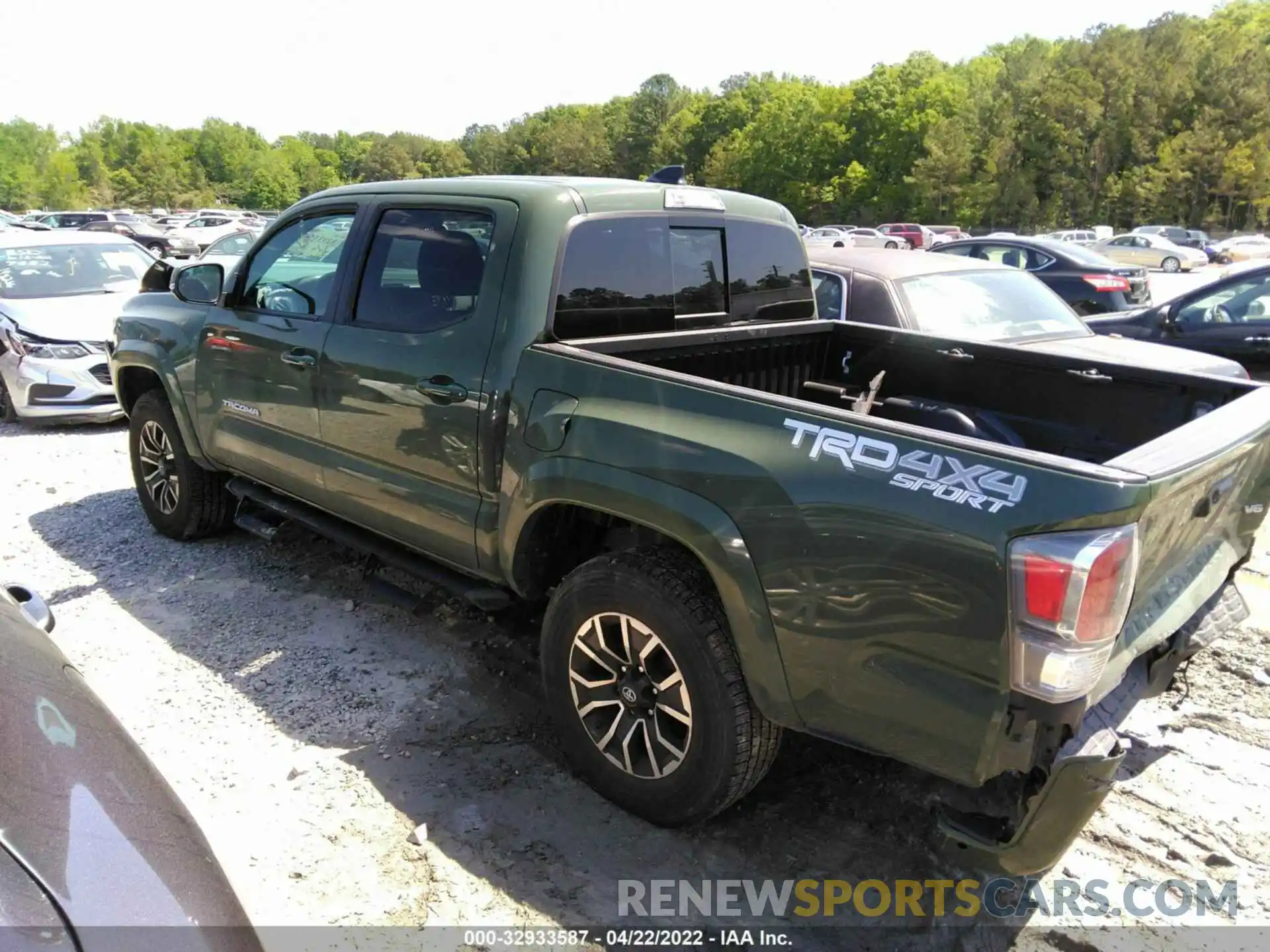 3 Photograph of a damaged car 3TMCZ5AN2MM383551 TOYOTA TACOMA 4WD 2021