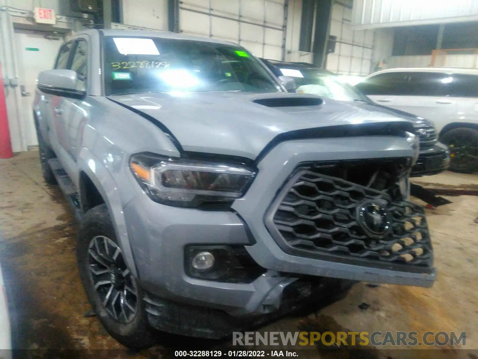 1 Photograph of a damaged car 3TMCZ5AN2MM384165 TOYOTA TACOMA 4WD 2021