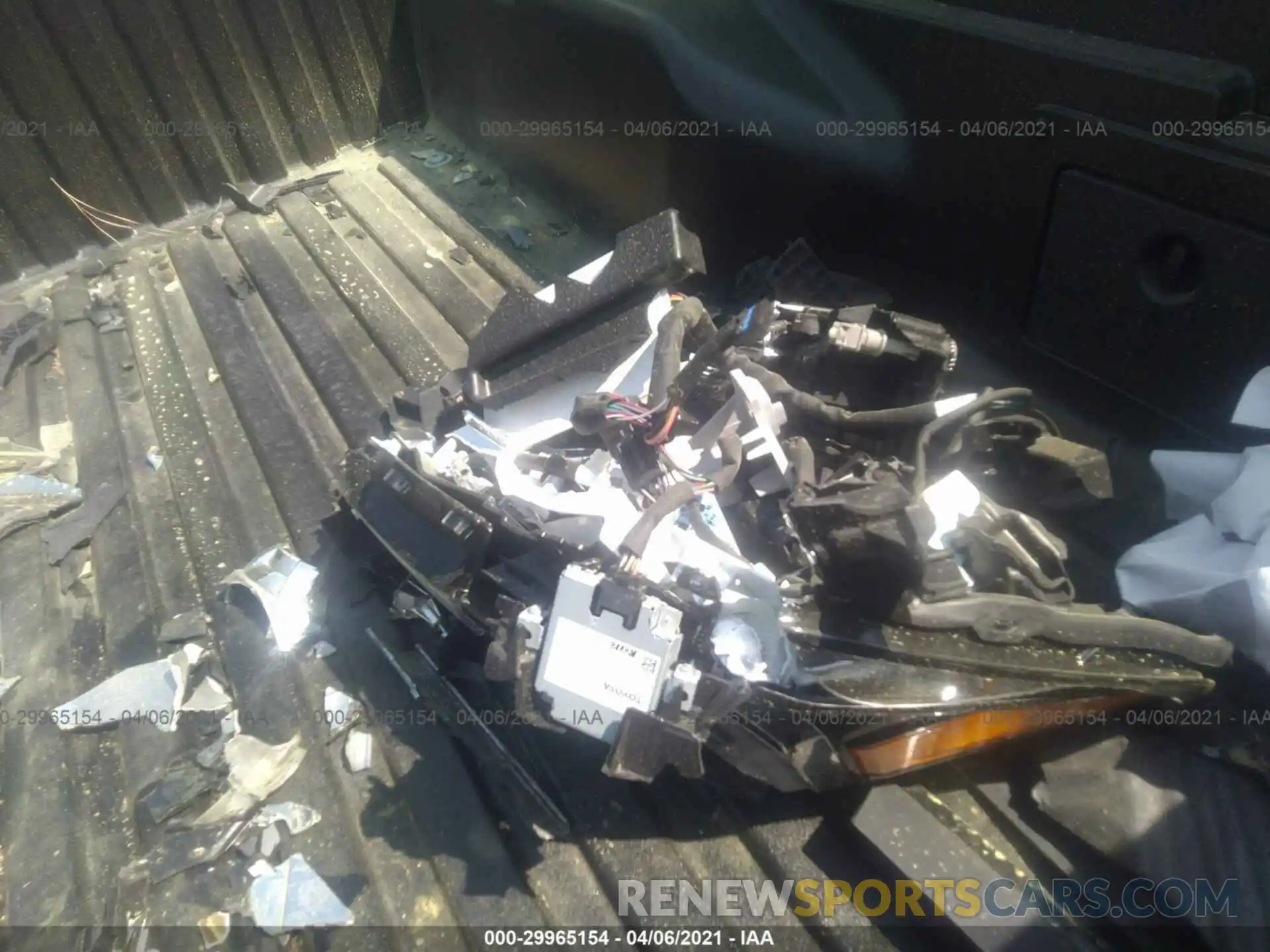 12 Photograph of a damaged car 3TMCZ5AN2MM405466 TOYOTA TACOMA 4WD 2021