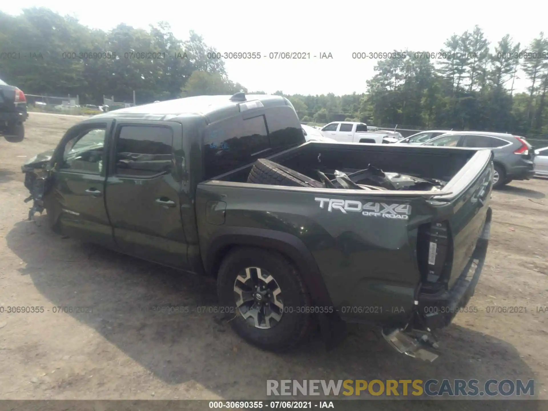 3 Photograph of a damaged car 3TMCZ5AN2MM418704 TOYOTA TACOMA 4WD 2021