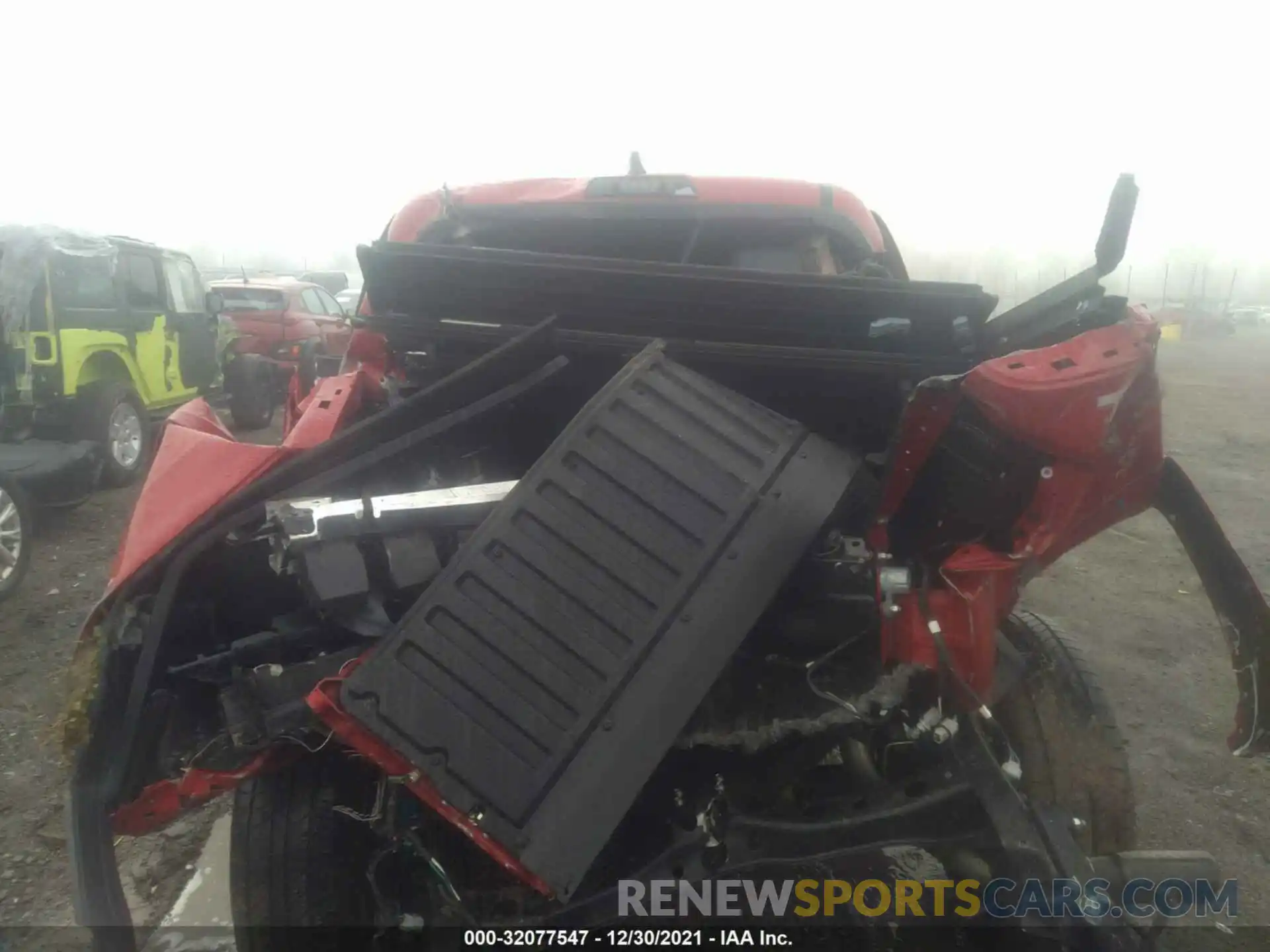 8 Photograph of a damaged car 3TMCZ5AN2MM437155 TOYOTA TACOMA 4WD 2021