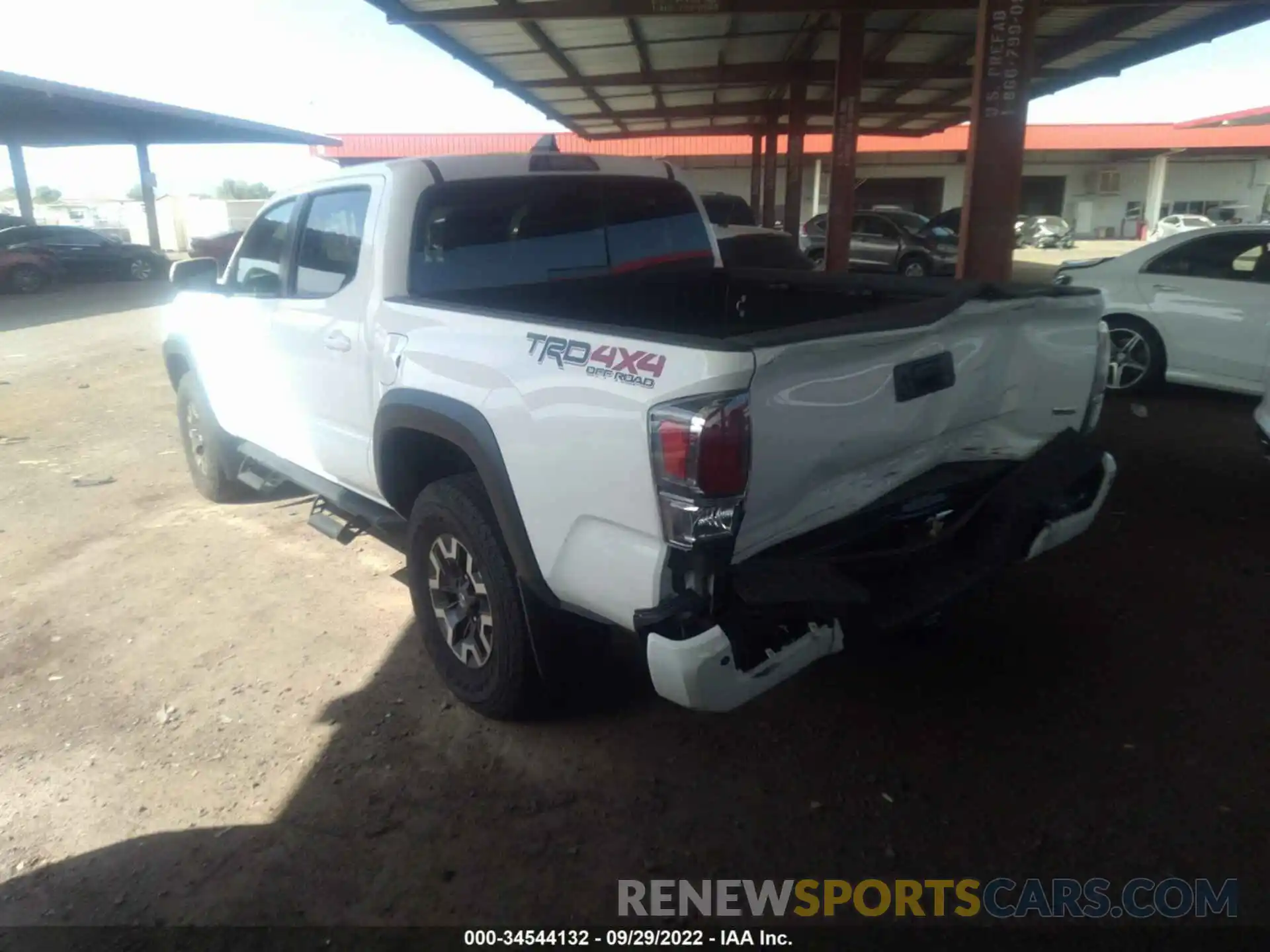 3 Photograph of a damaged car 3TMCZ5AN2MM445076 TOYOTA TACOMA 4WD 2021