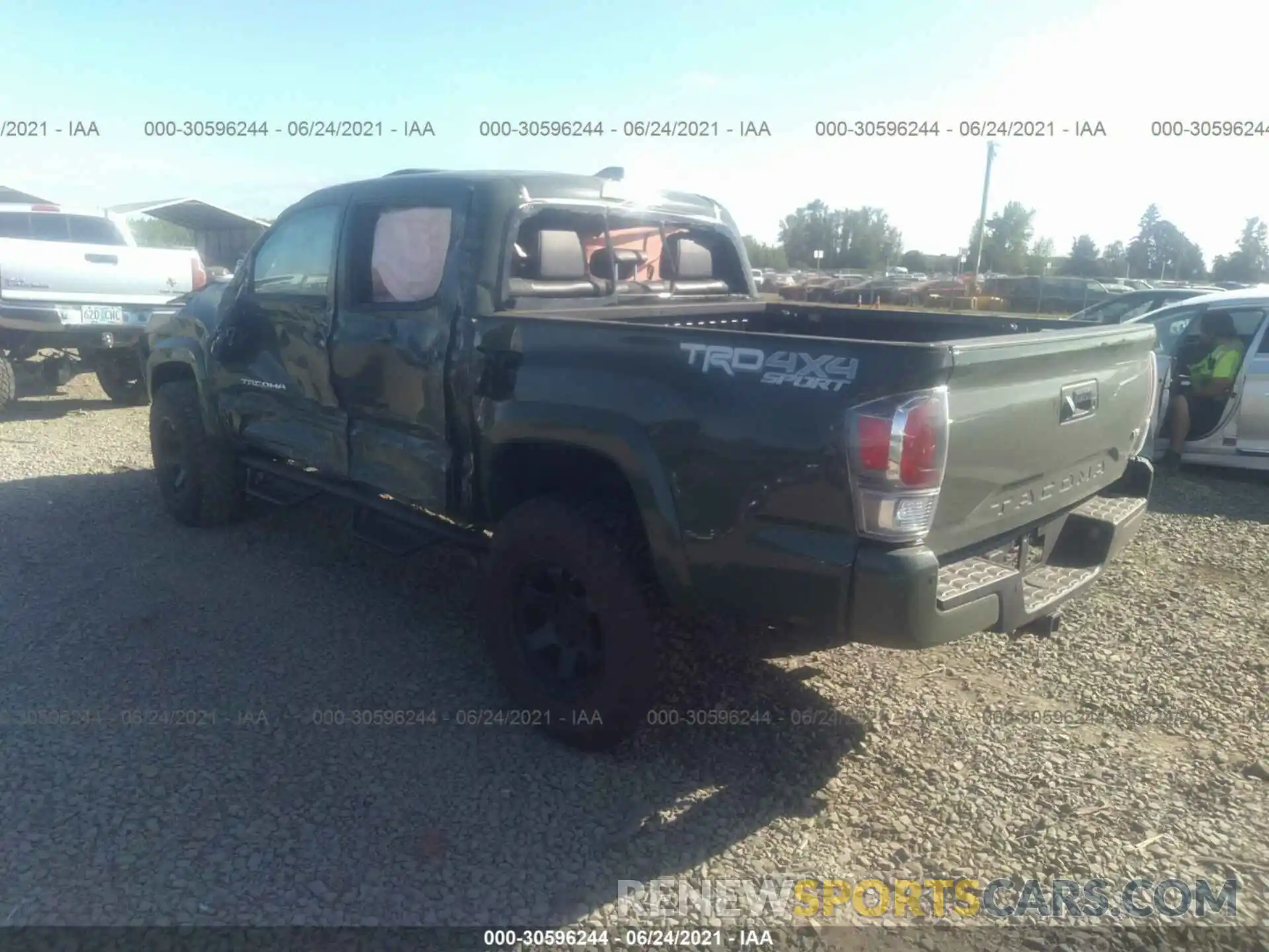 3 Фотография поврежденного автомобиля 3TMCZ5AN3MM369934 TOYOTA TACOMA 4WD 2021