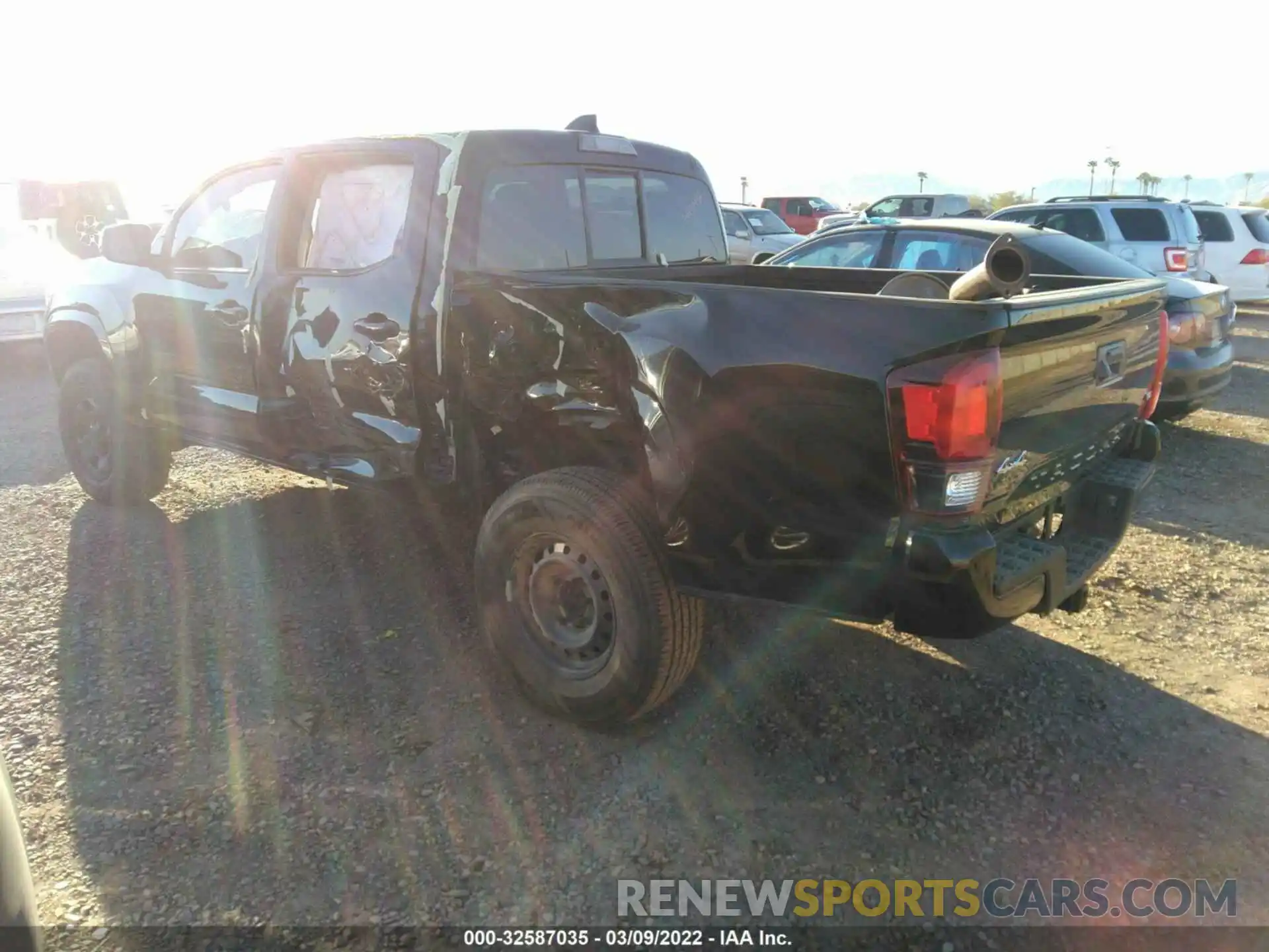 3 Photograph of a damaged car 3TMCZ5AN3MM381887 TOYOTA TACOMA 4WD 2021