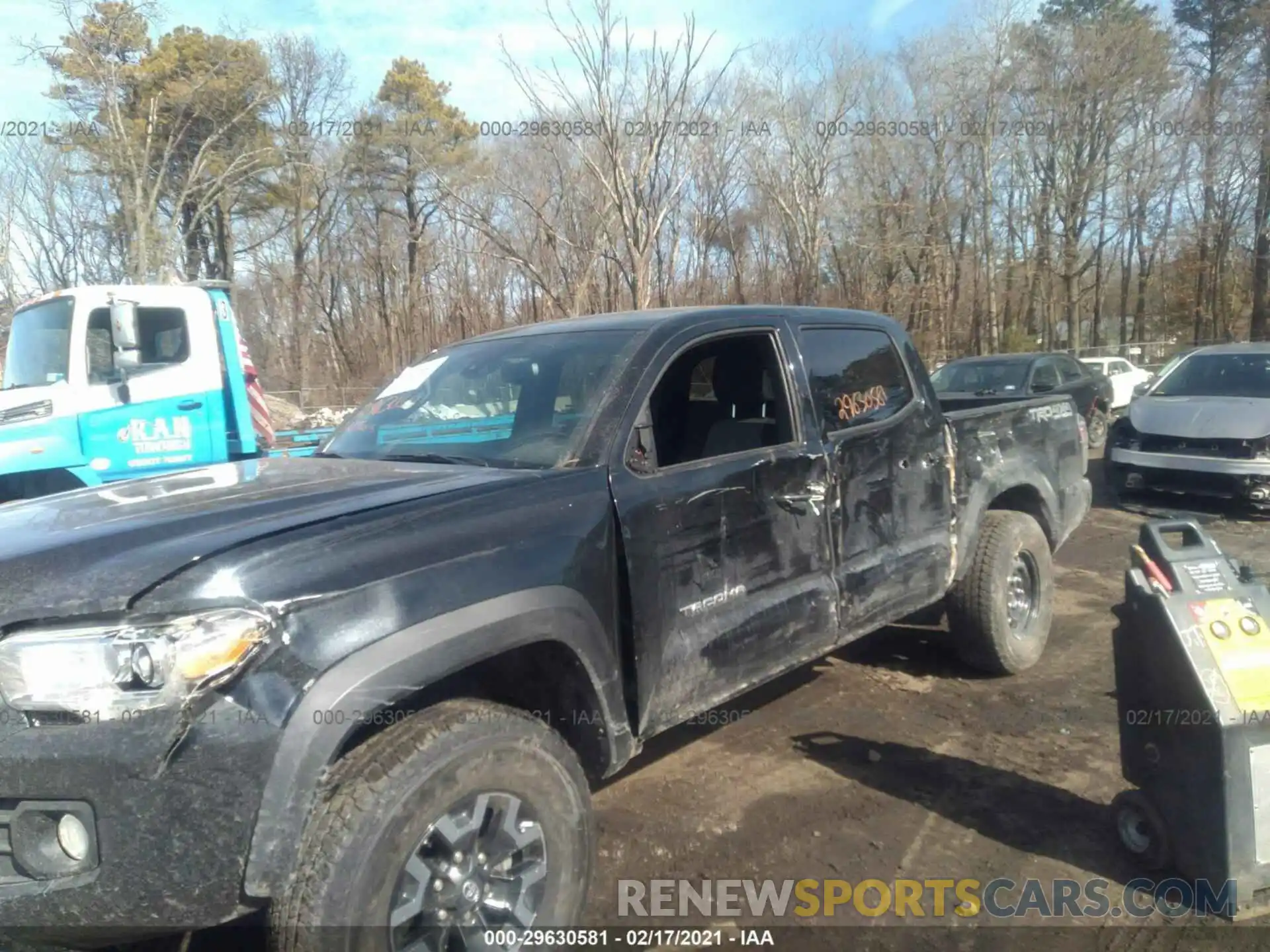 6 Photograph of a damaged car 3TMCZ5AN3MM387012 TOYOTA TACOMA 4WD 2021