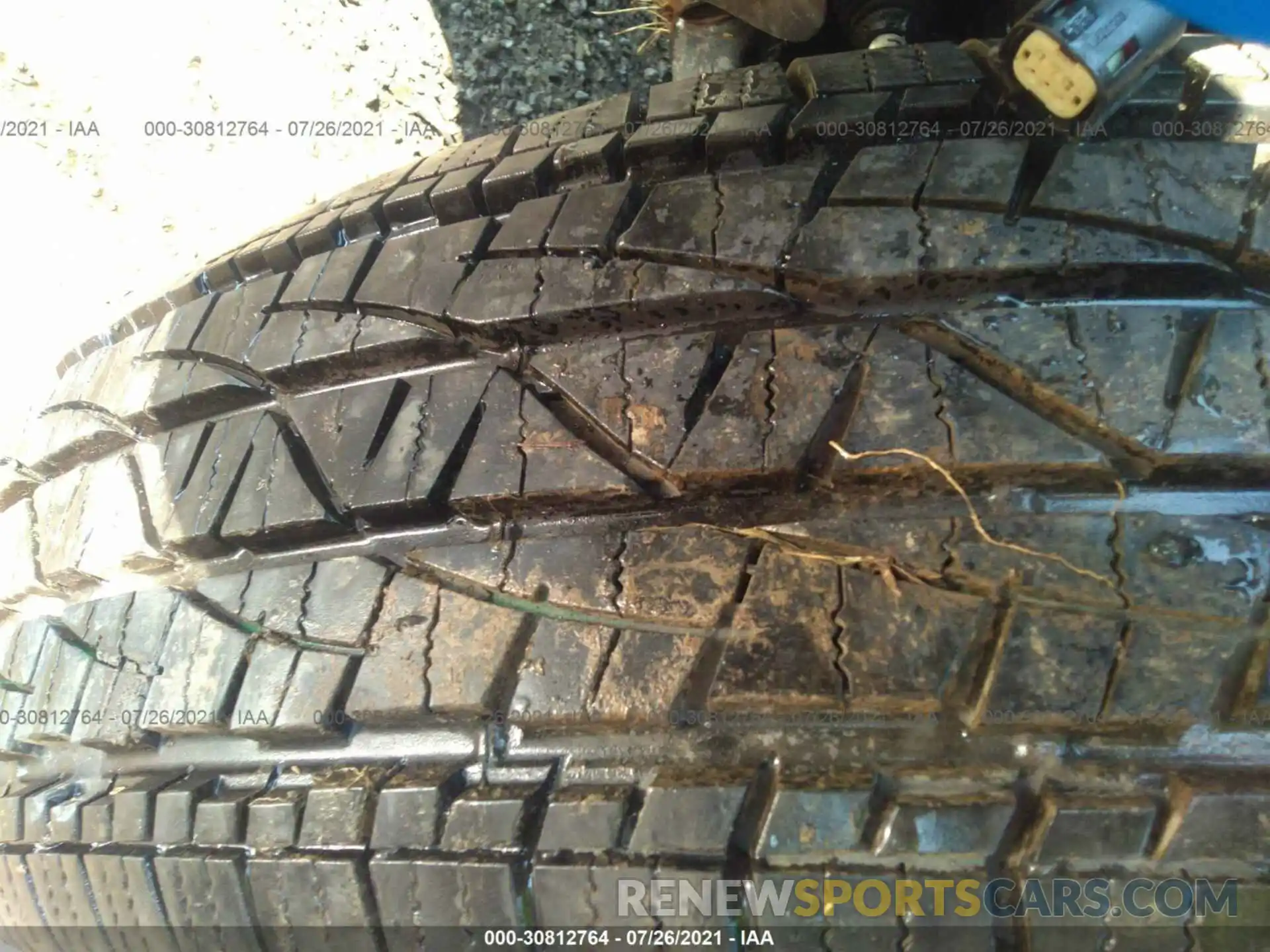 13 Фотография поврежденного автомобиля 3TMCZ5AN3MM388953 TOYOTA TACOMA 4WD 2021