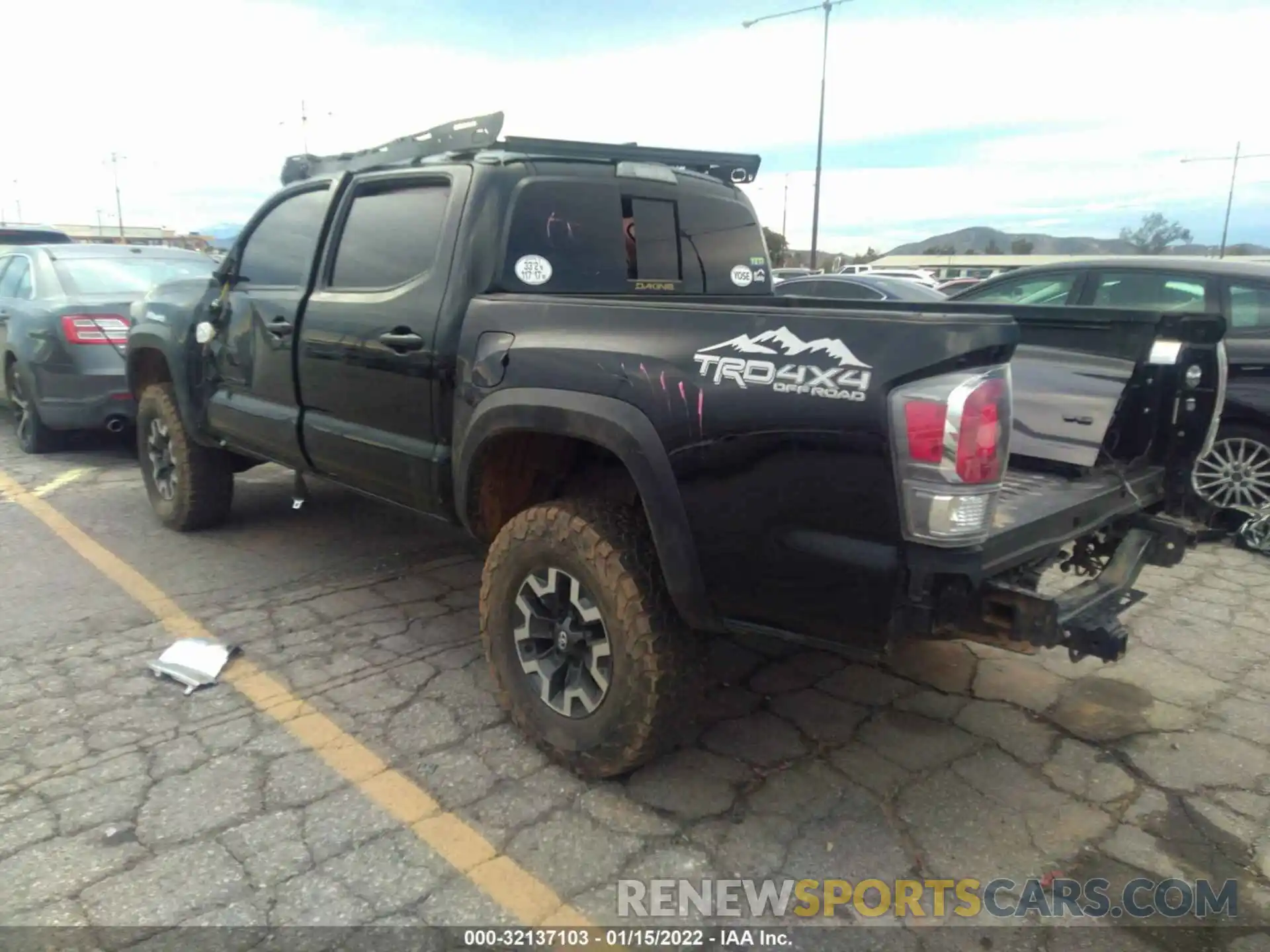 3 Фотография поврежденного автомобиля 3TMCZ5AN3MM395983 TOYOTA TACOMA 4WD 2021