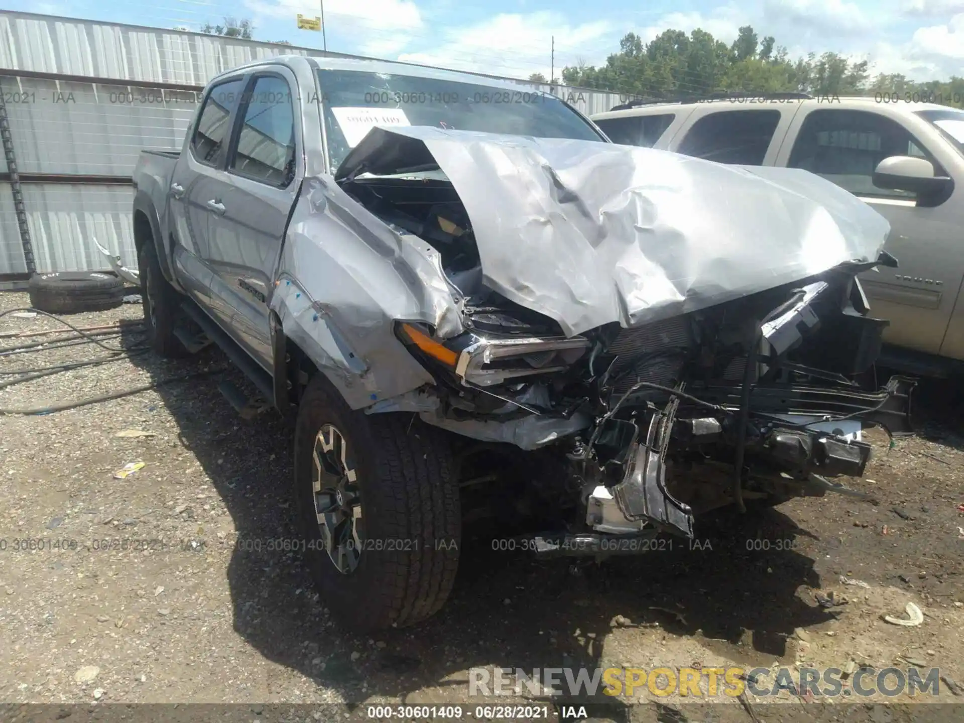 1 Photograph of a damaged car 3TMCZ5AN3MM405184 TOYOTA TACOMA 4WD 2021