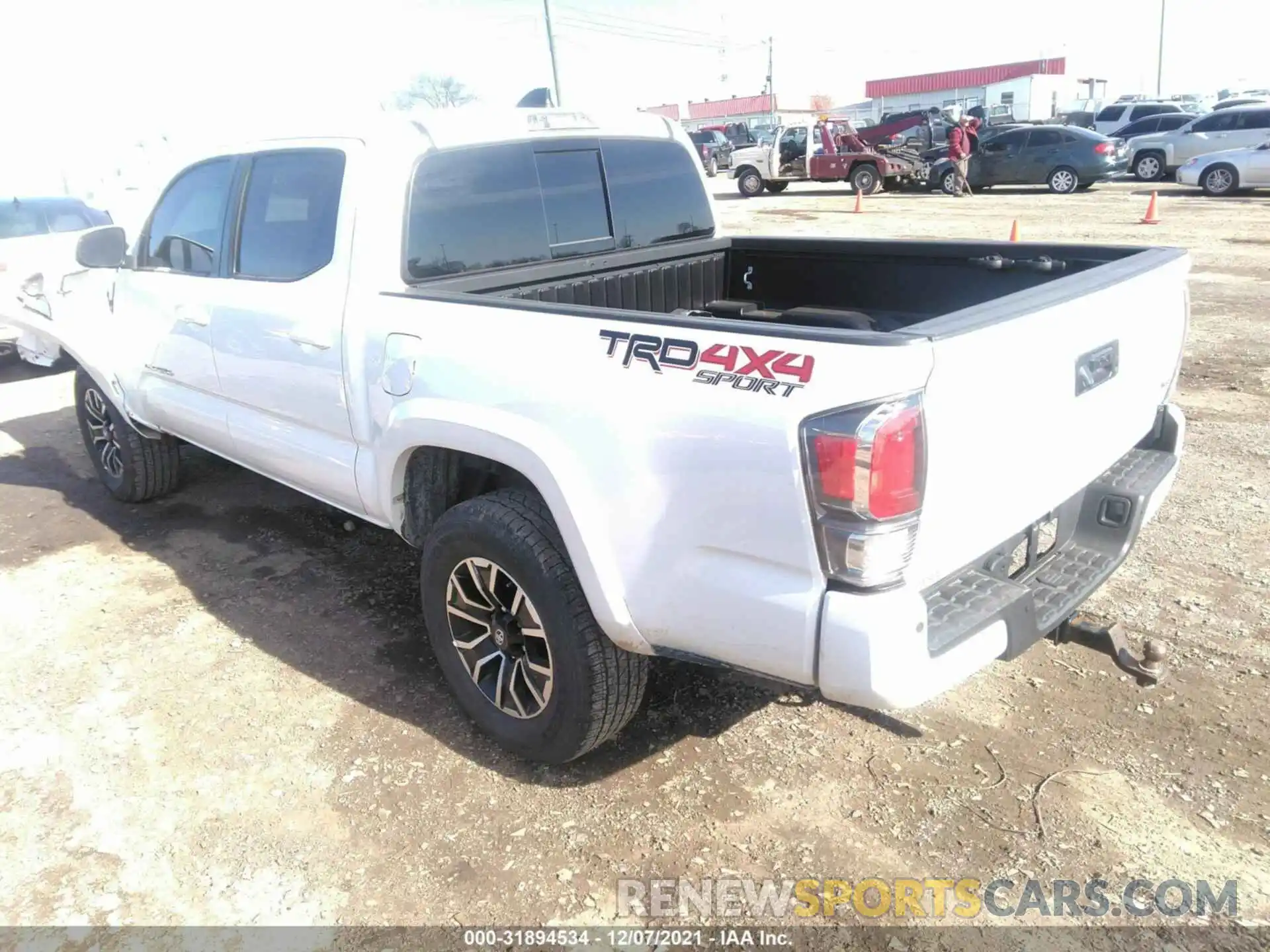 3 Photograph of a damaged car 3TMCZ5AN3MM418419 TOYOTA TACOMA 4WD 2021