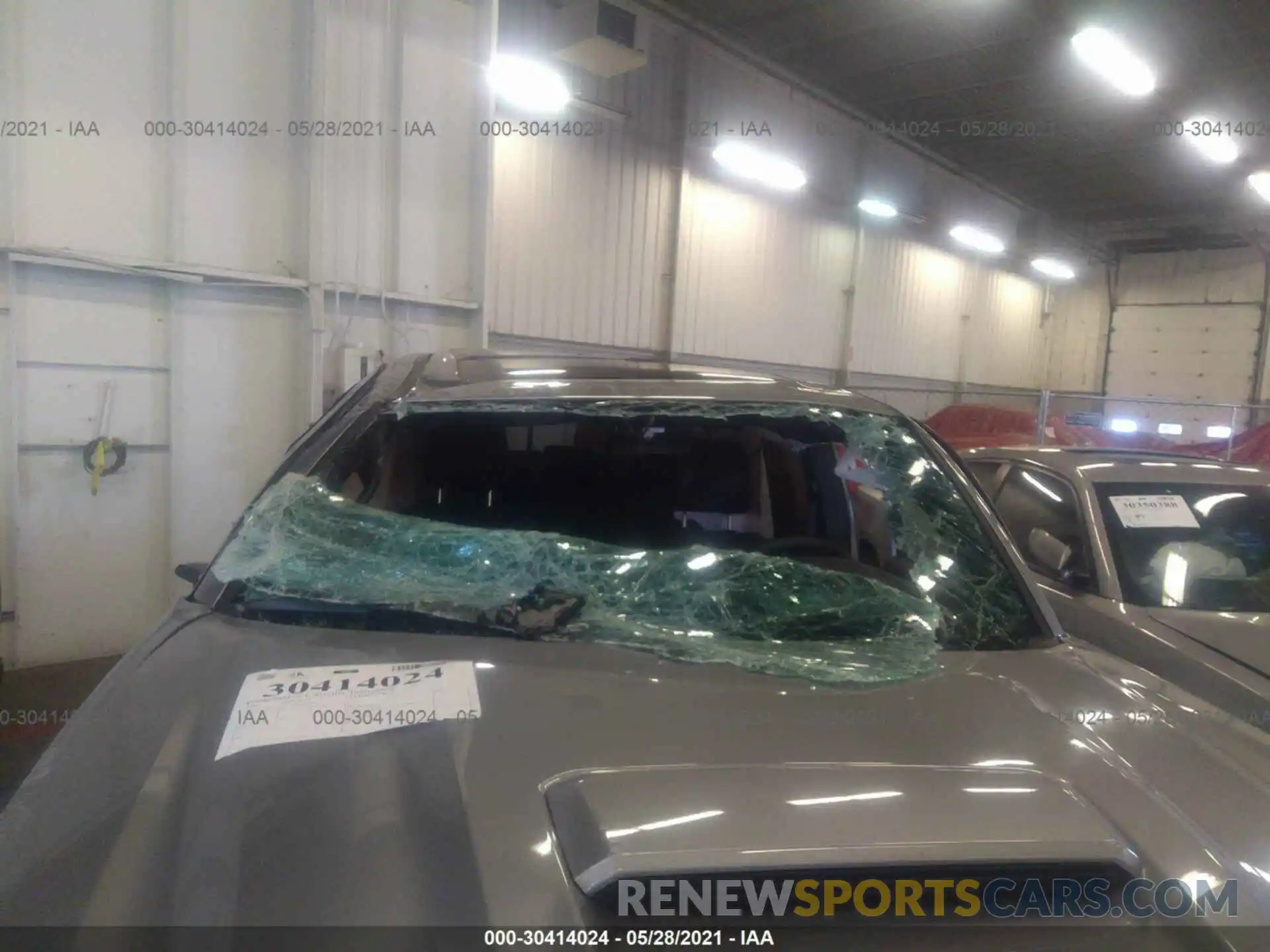 6 Photograph of a damaged car 3TMCZ5AN3MM420249 TOYOTA TACOMA 4WD 2021