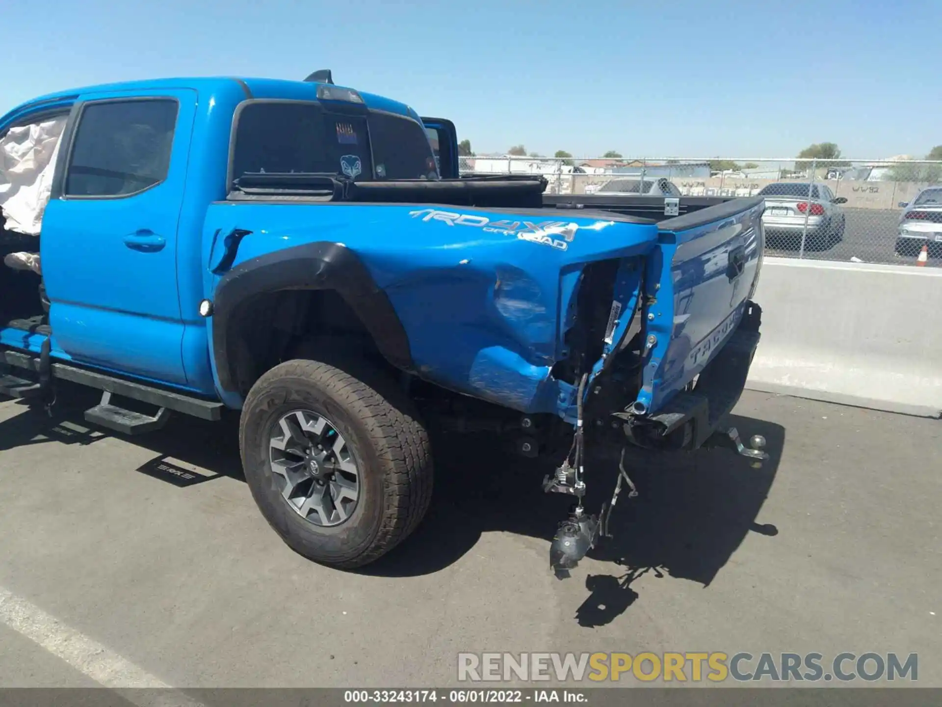 6 Photograph of a damaged car 3TMCZ5AN3MM433115 TOYOTA TACOMA 4WD 2021