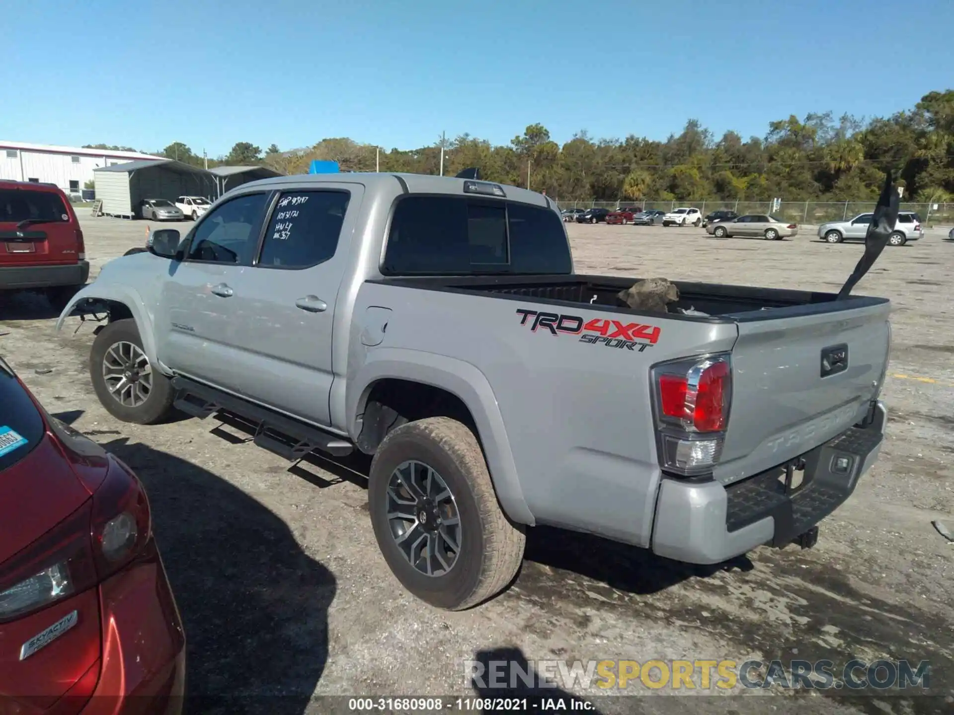 3 Photograph of a damaged car 3TMCZ5AN4MM371837 TOYOTA TACOMA 4WD 2021