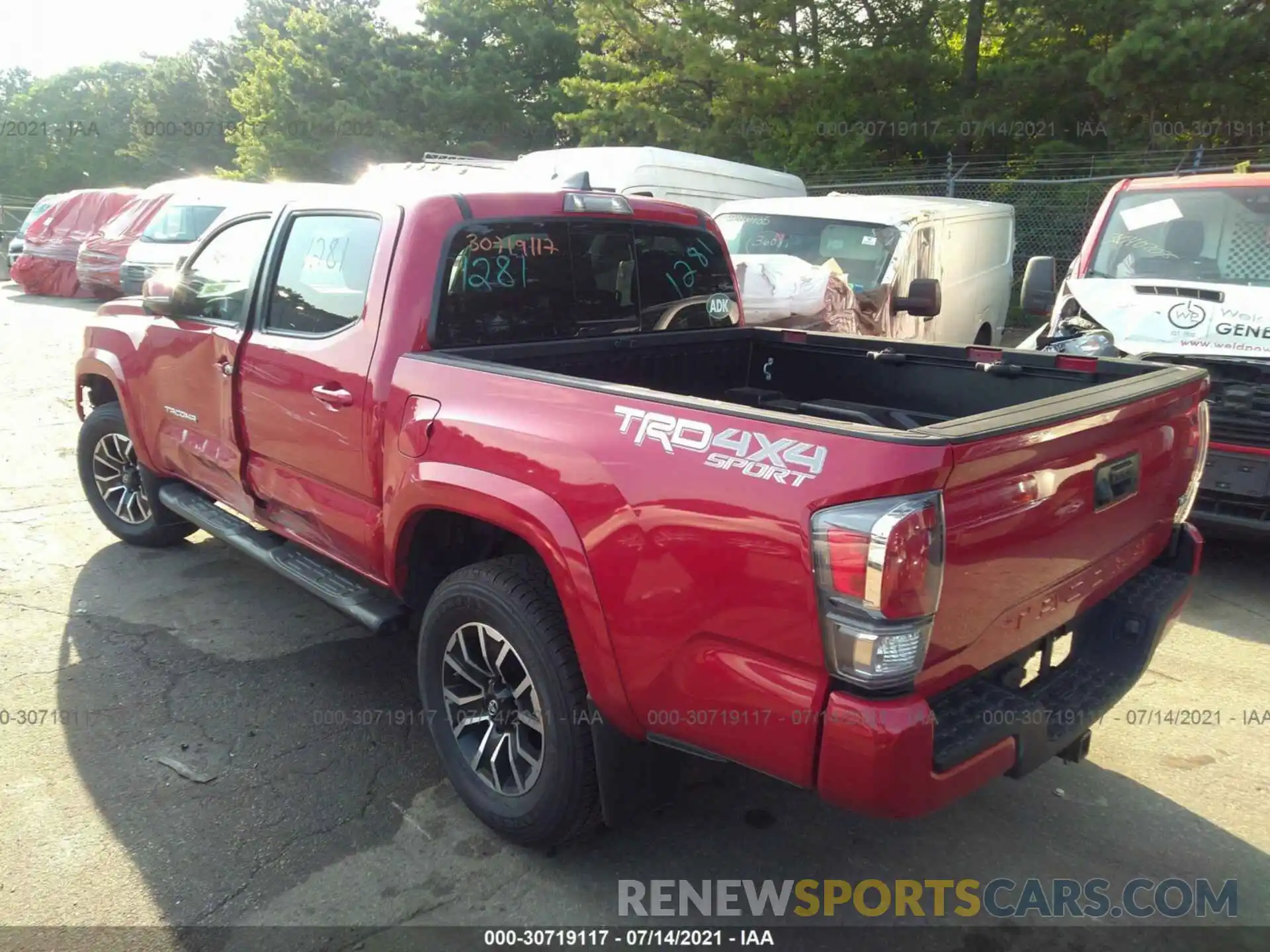 3 Photograph of a damaged car 3TMCZ5AN4MM386497 TOYOTA TACOMA 4WD 2021