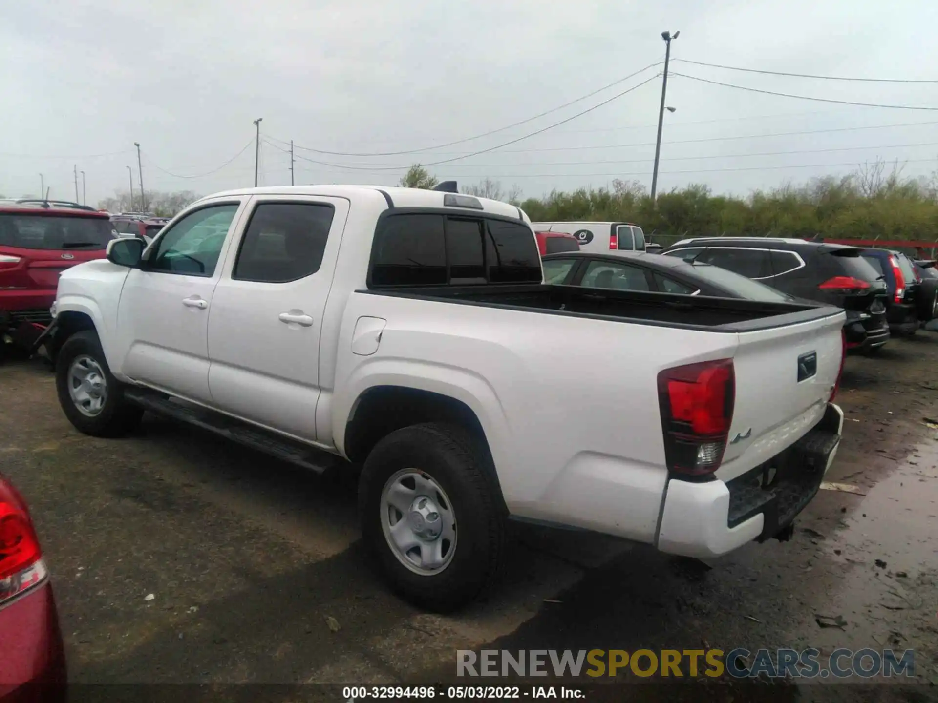 3 Photograph of a damaged car 3TMCZ5AN4MM388928 TOYOTA TACOMA 4WD 2021