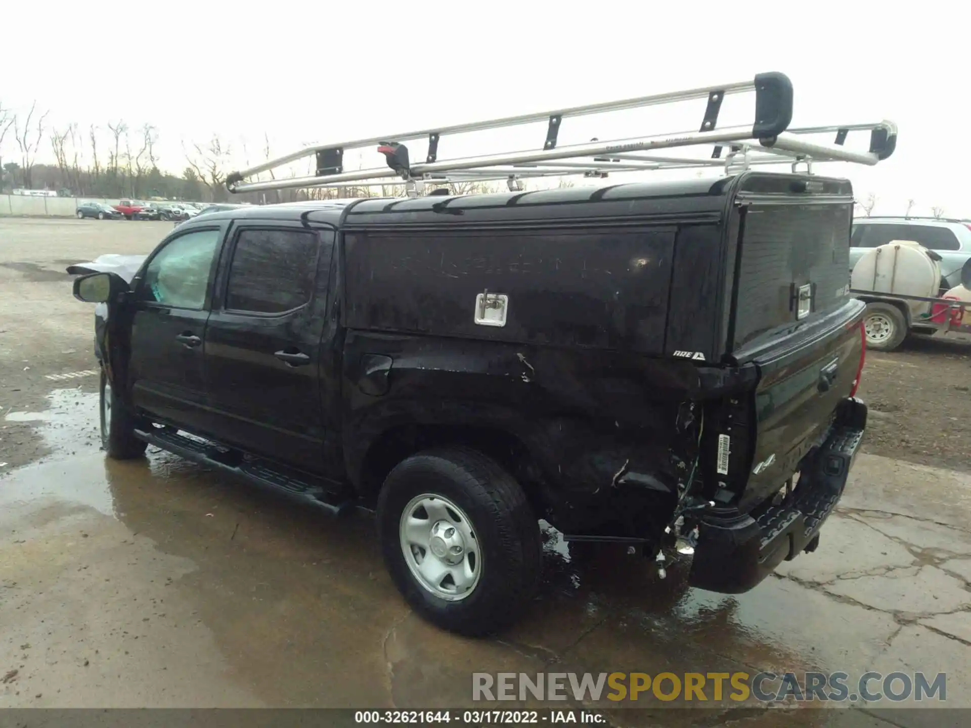 3 Photograph of a damaged car 3TMCZ5AN4MM401287 TOYOTA TACOMA 4WD 2021