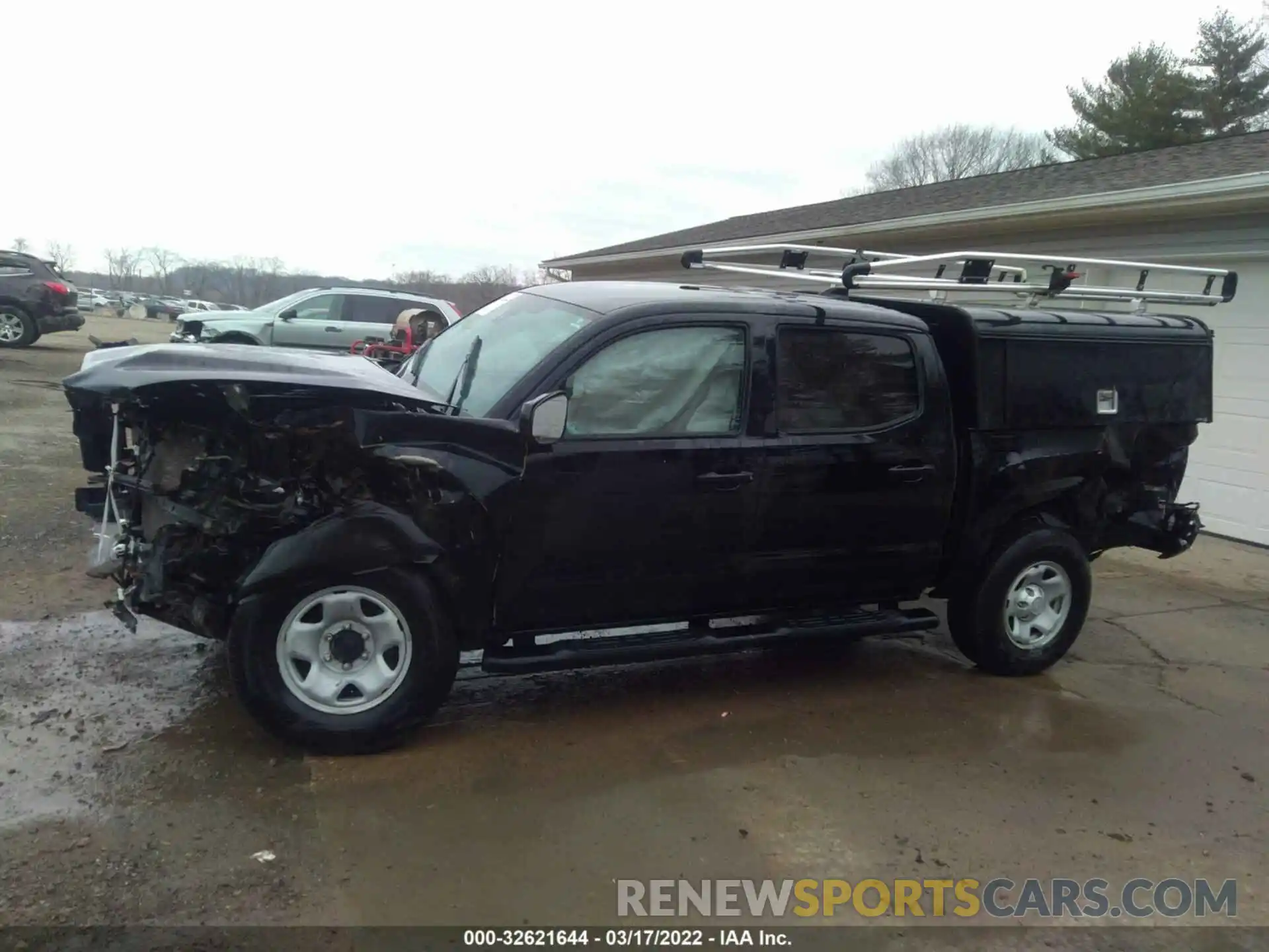 6 Photograph of a damaged car 3TMCZ5AN4MM401287 TOYOTA TACOMA 4WD 2021