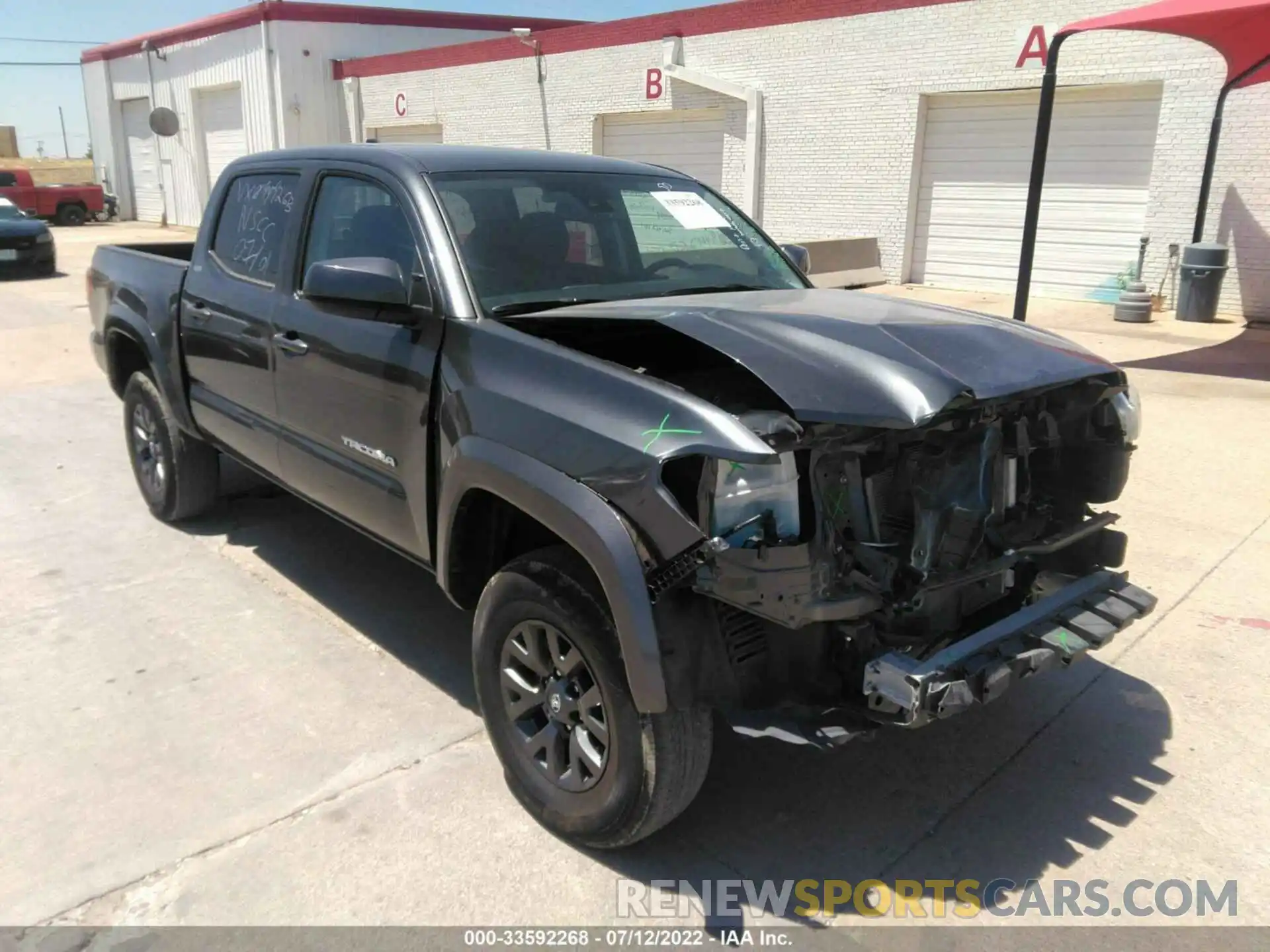 1 Photograph of a damaged car 3TMCZ5AN4MM428554 TOYOTA TACOMA 4WD 2021