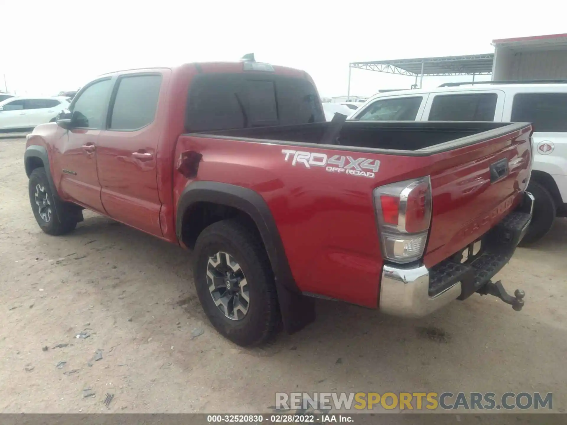 3 Photograph of a damaged car 3TMCZ5AN4MM452580 TOYOTA TACOMA 4WD 2021