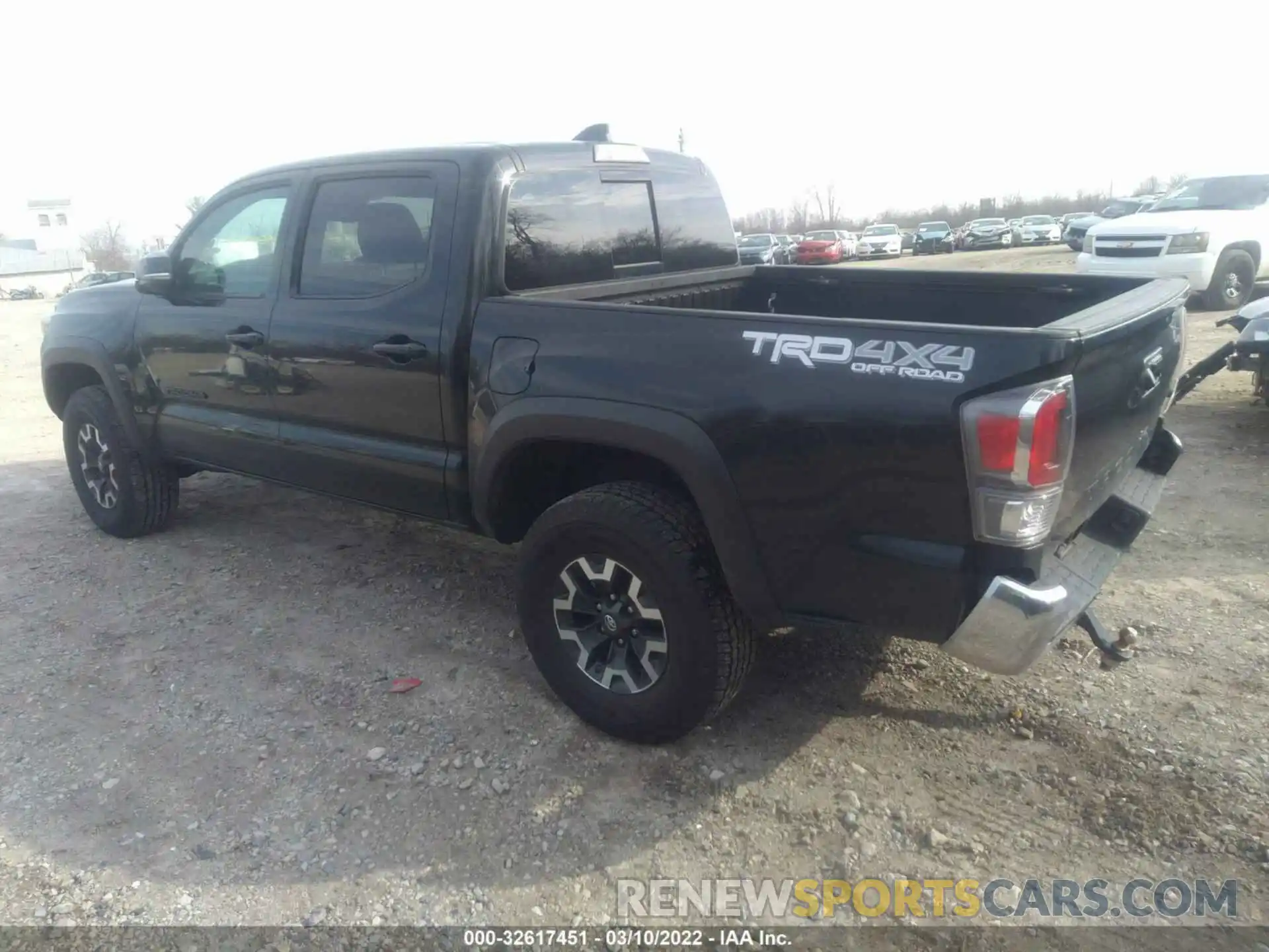 3 Фотография поврежденного автомобиля 3TMCZ5AN5MM371362 TOYOTA TACOMA 4WD 2021