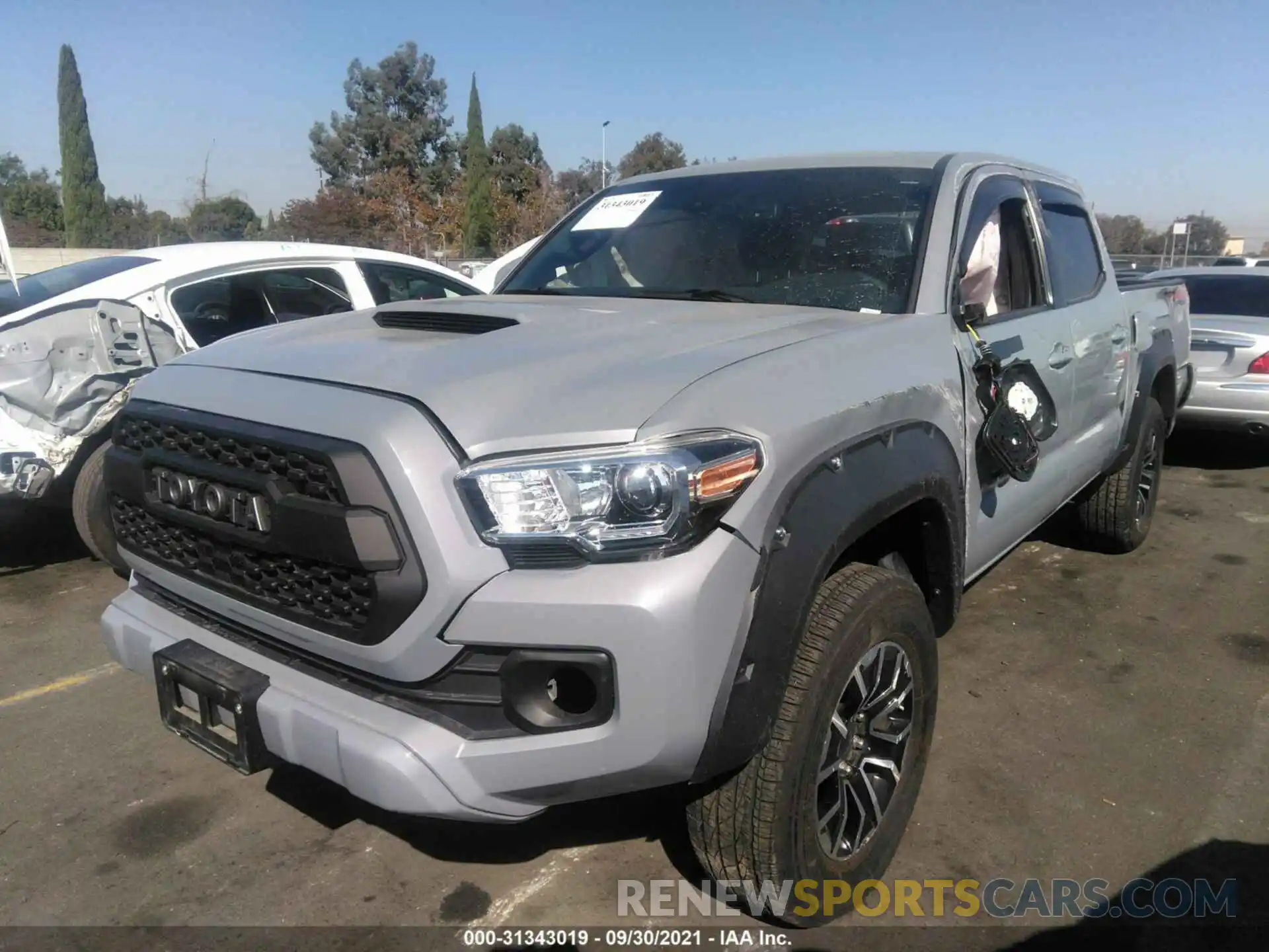 2 Фотография поврежденного автомобиля 3TMCZ5AN5MM374794 TOYOTA TACOMA 4WD 2021