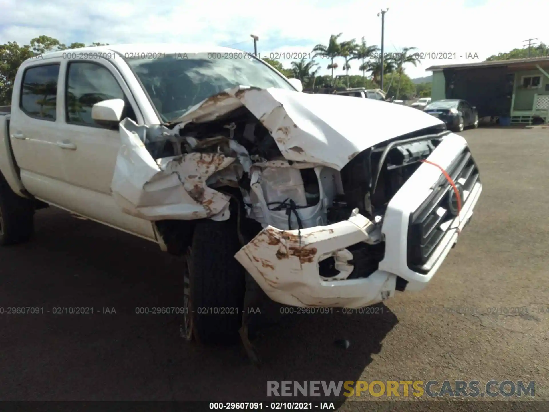 6 Photograph of a damaged car 3TMCZ5AN5MM375783 TOYOTA TACOMA 4WD 2021