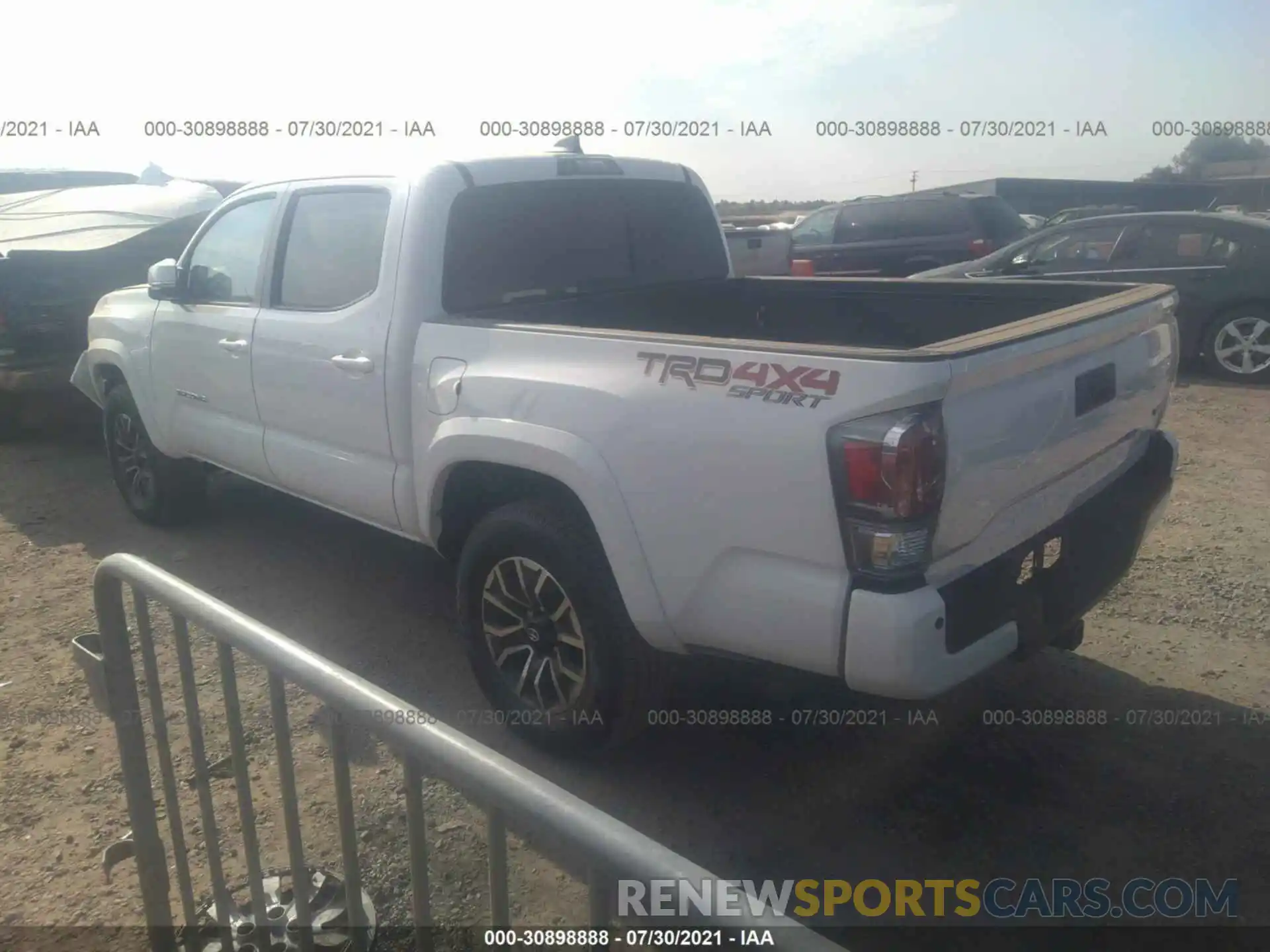 3 Photograph of a damaged car 3TMCZ5AN5MM432225 TOYOTA TACOMA 4WD 2021