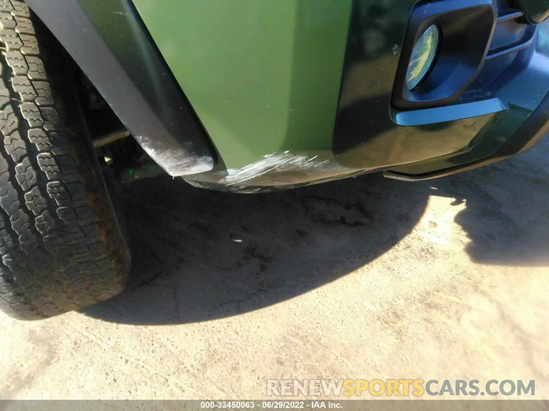 6 Photograph of a damaged car 3TMCZ5AN5MM432693 TOYOTA TACOMA 4WD 2021