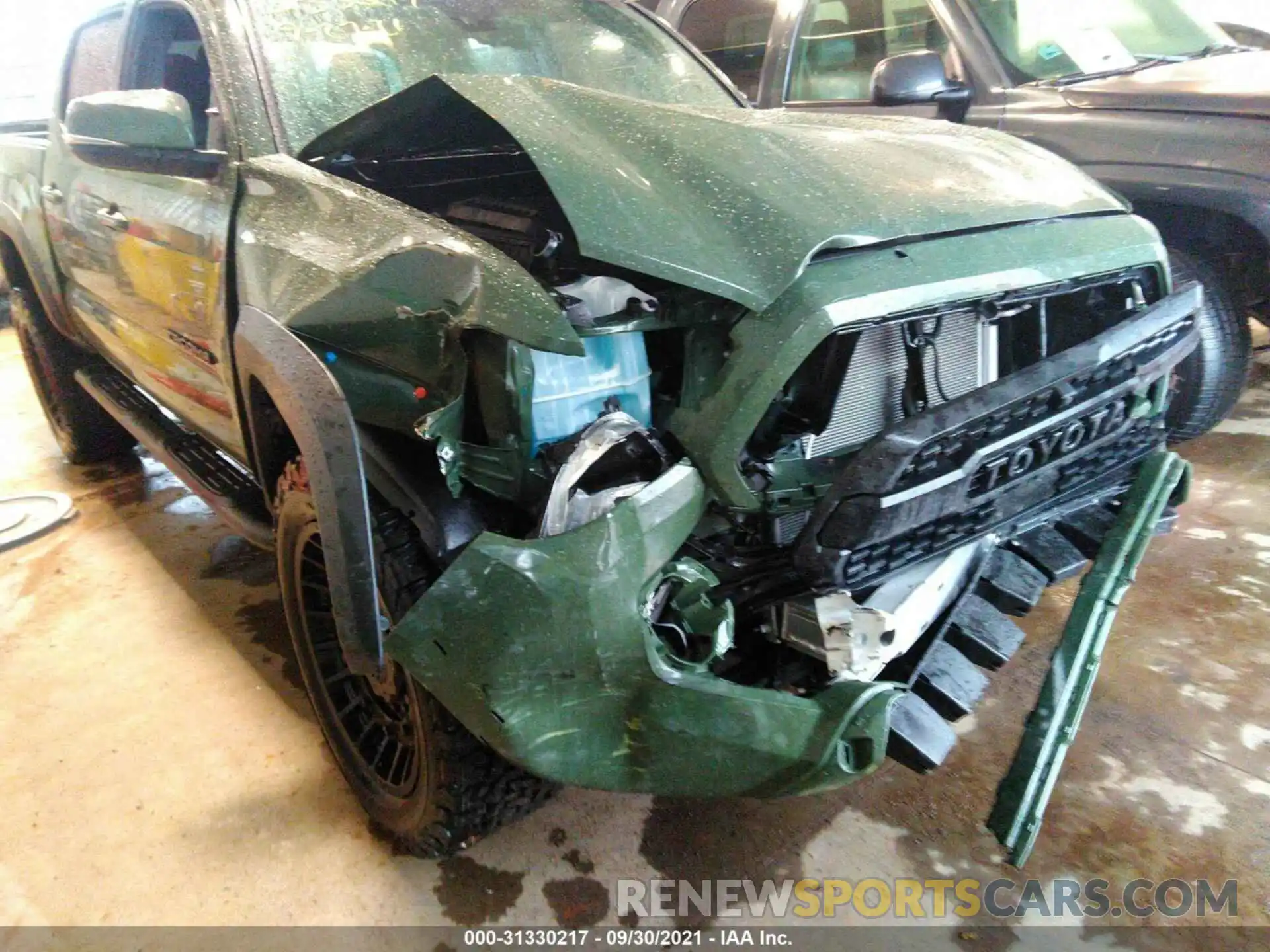 6 Photograph of a damaged car 3TMCZ5AN5MM432841 TOYOTA TACOMA 4WD 2021